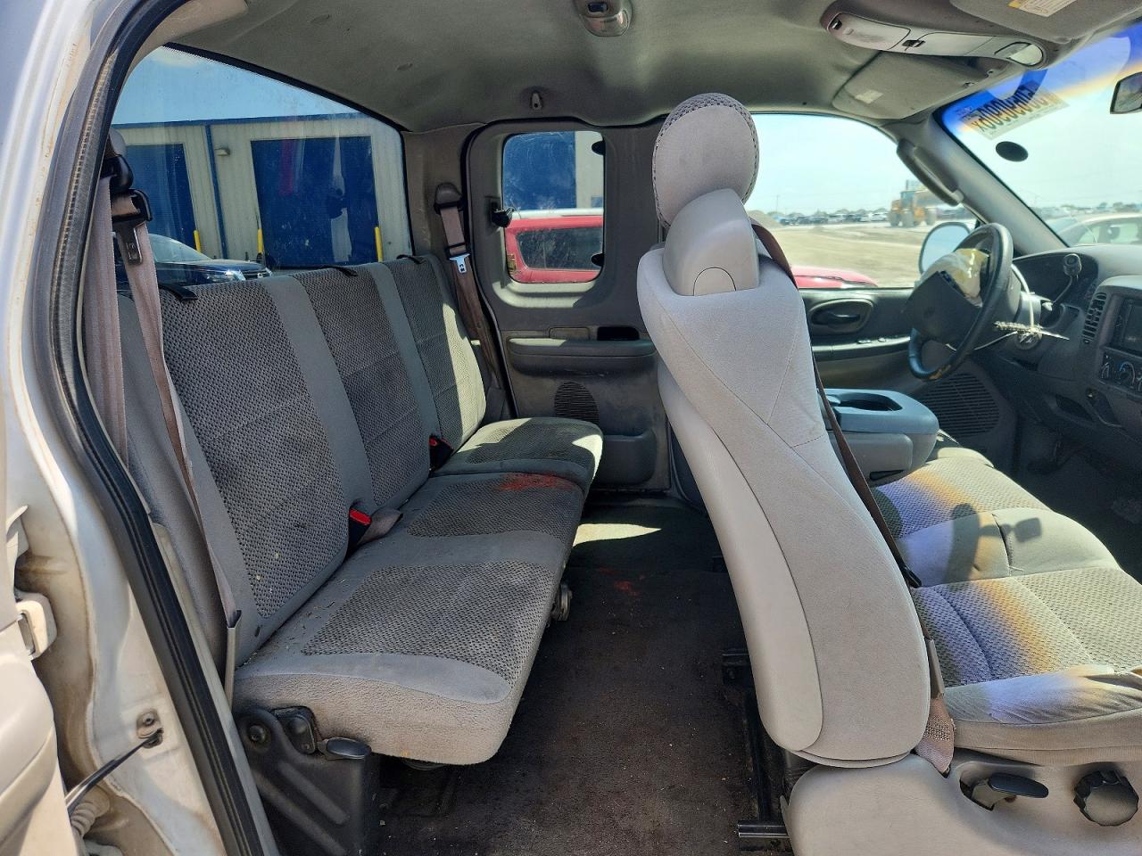 2002 Ford F150 Silver vin: 1FTRX17W02NB66298