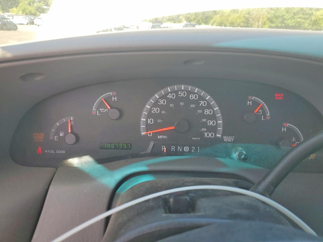 2002 Ford F-150 White vin: 1FTRX17W02NB82565