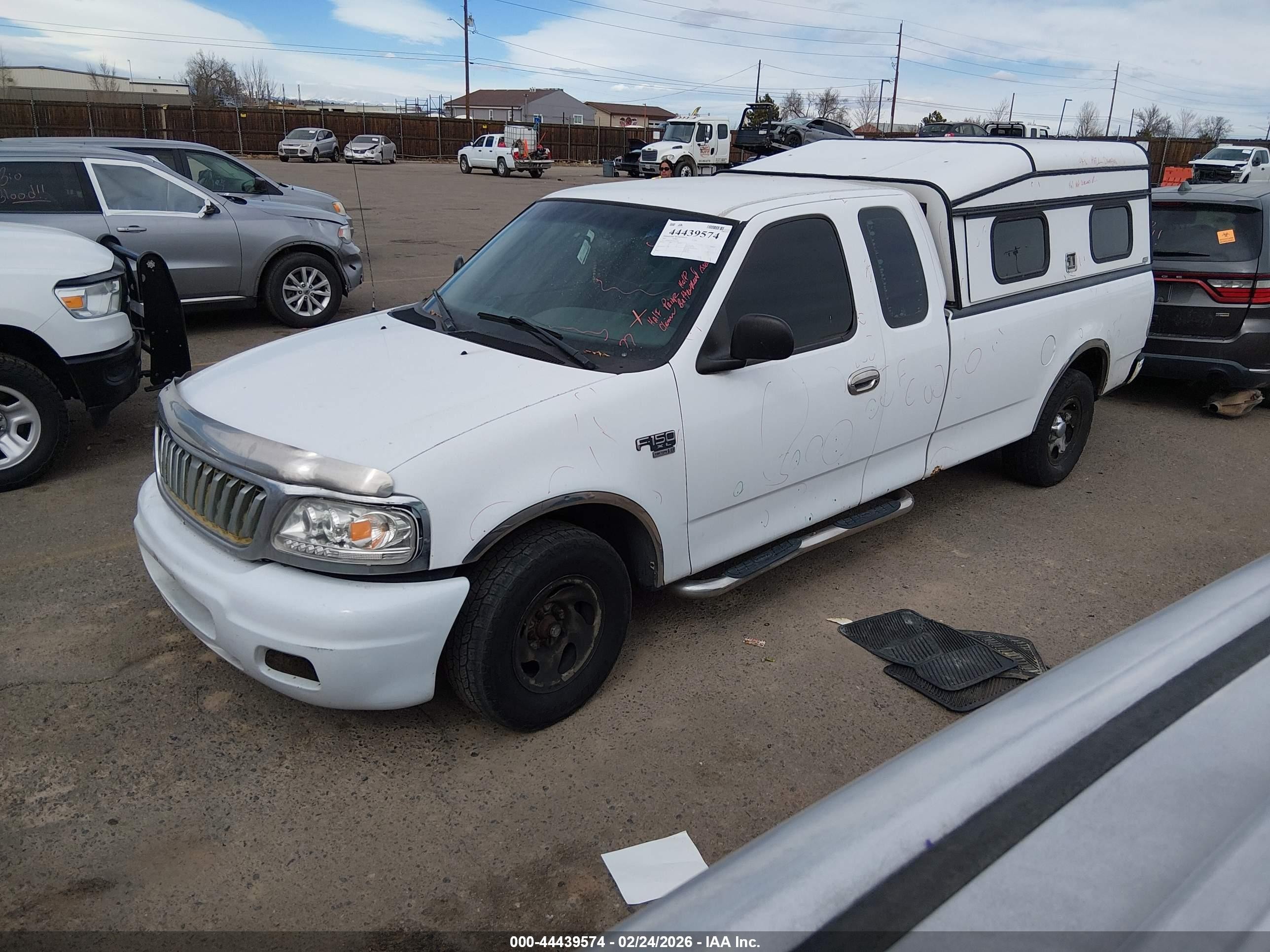 2002 Ford F-150 Lariat/xl/xlt Белый vin: 1FTRX17W12NA11856