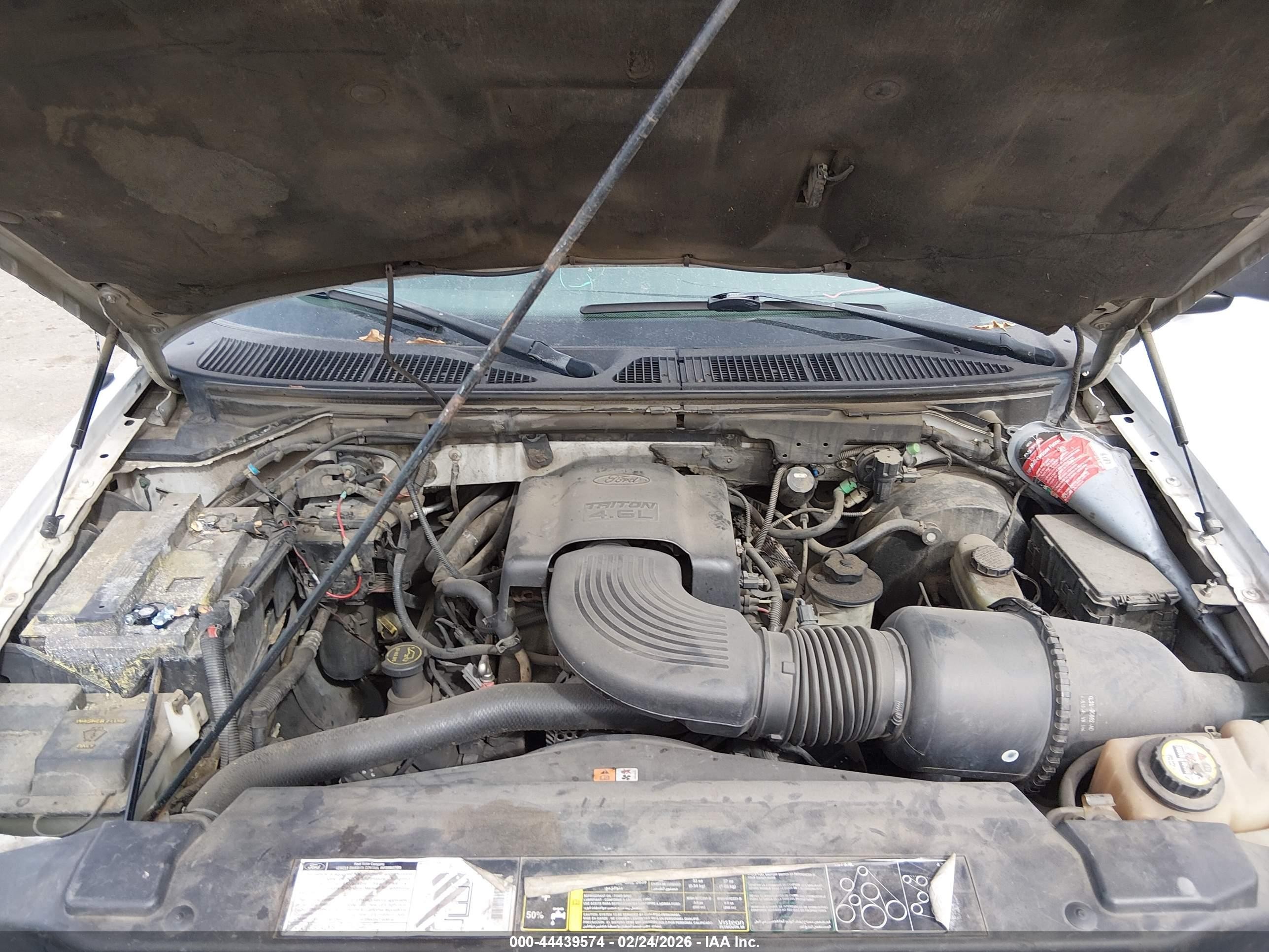 2002 Ford F-150 Lariat/xl/xlt Белый vin: 1FTRX17W12NA11856
