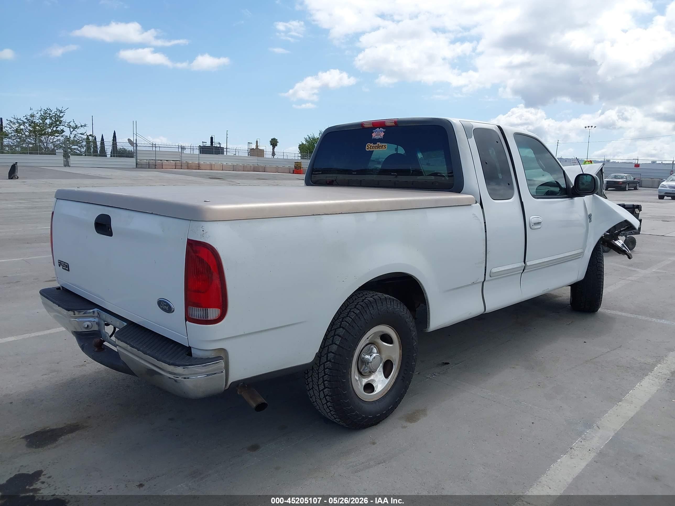 1999 Ford F-150 Lariat/work Series/xl/xlt White vin: 1FTRX17W1XKB02280