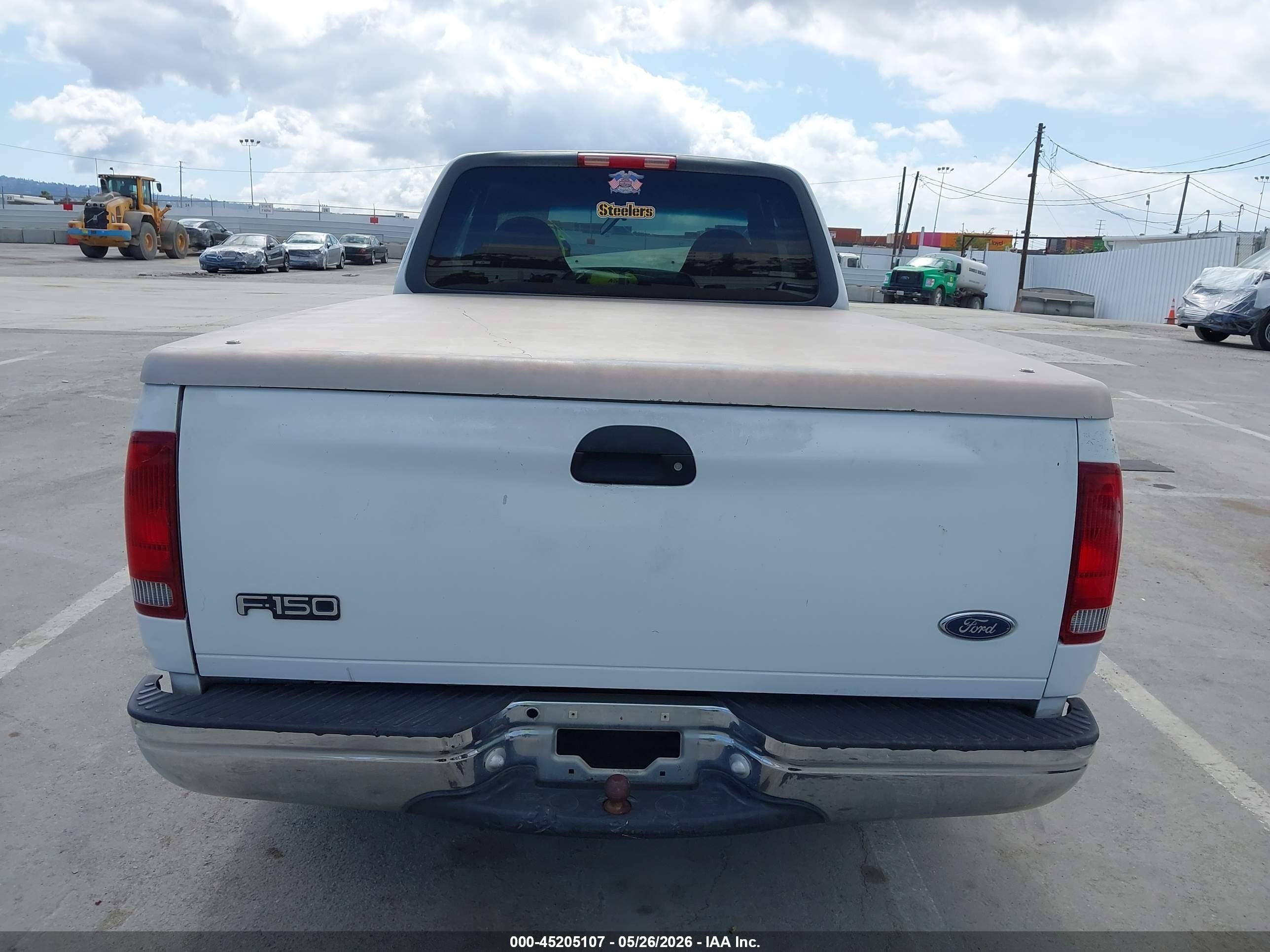 1999 Ford F-150 Lariat/work Series/xl/xlt White vin: 1FTRX17W1XKB02280