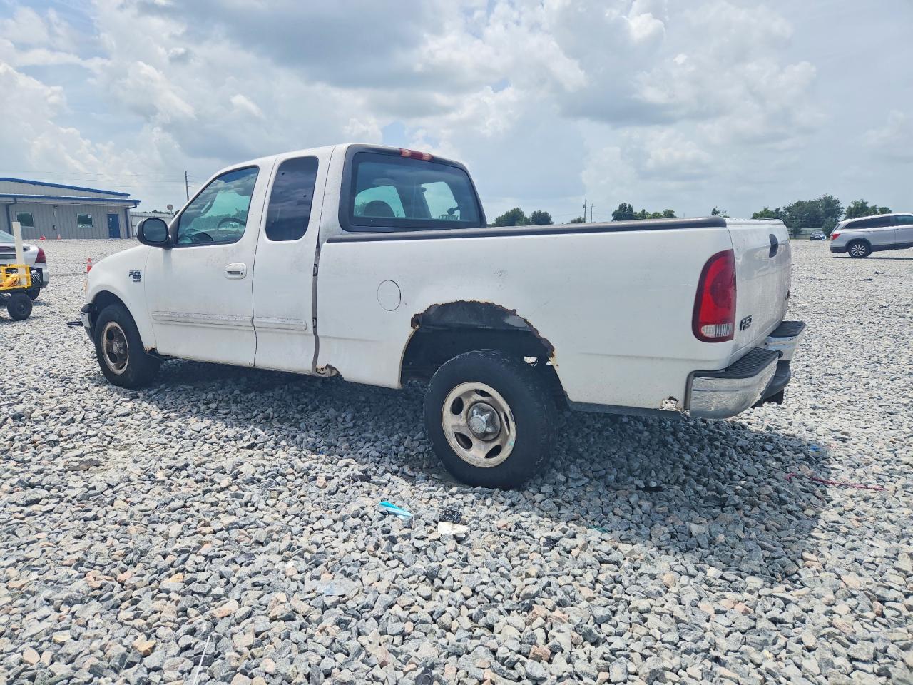 2000 Ford F150 White vin: 1FTRX17W1YNC06574