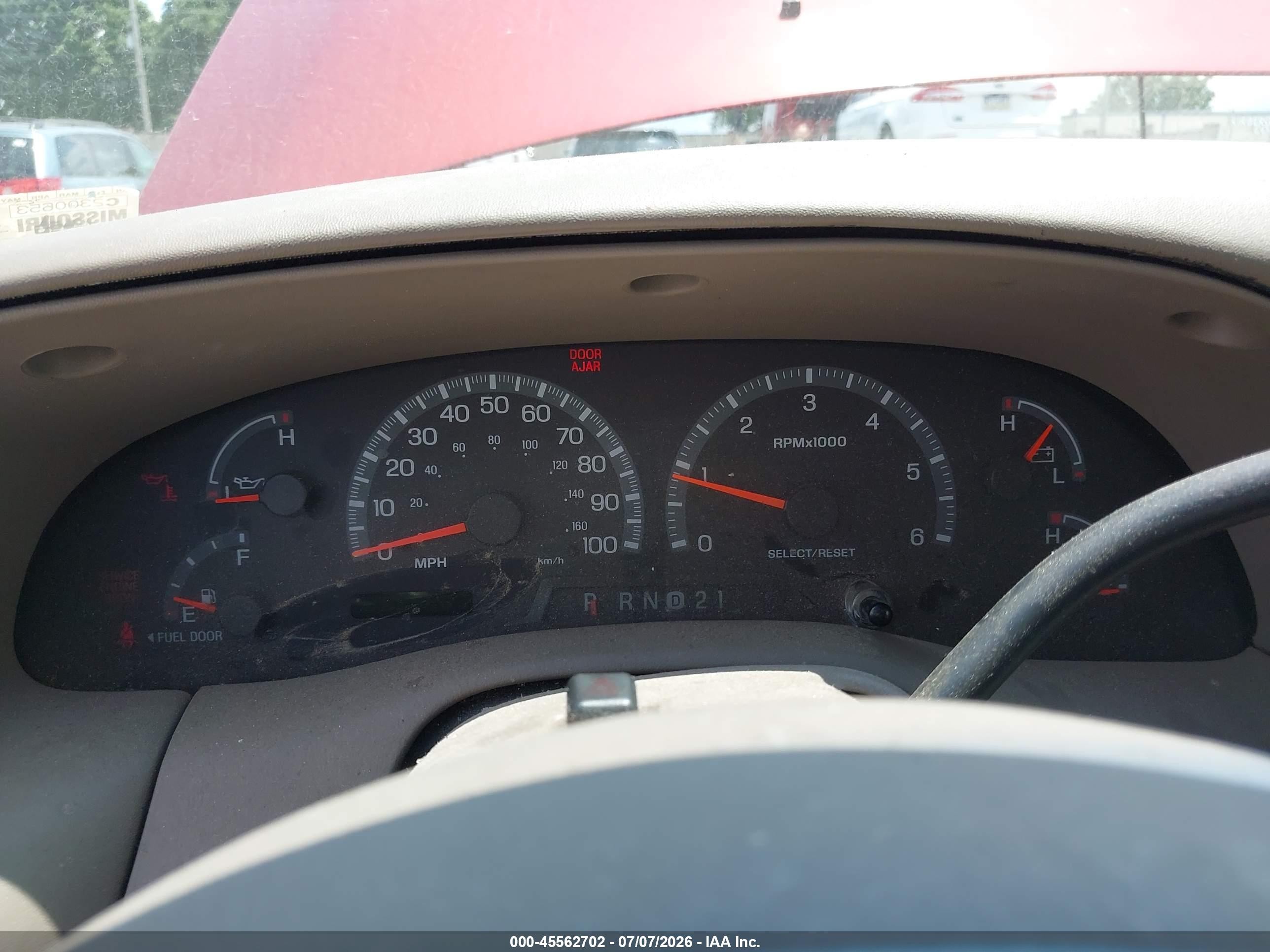 2002 Ford F-150 Lariat/xl/xlt Red vin: 1FTRX17W22NB25414