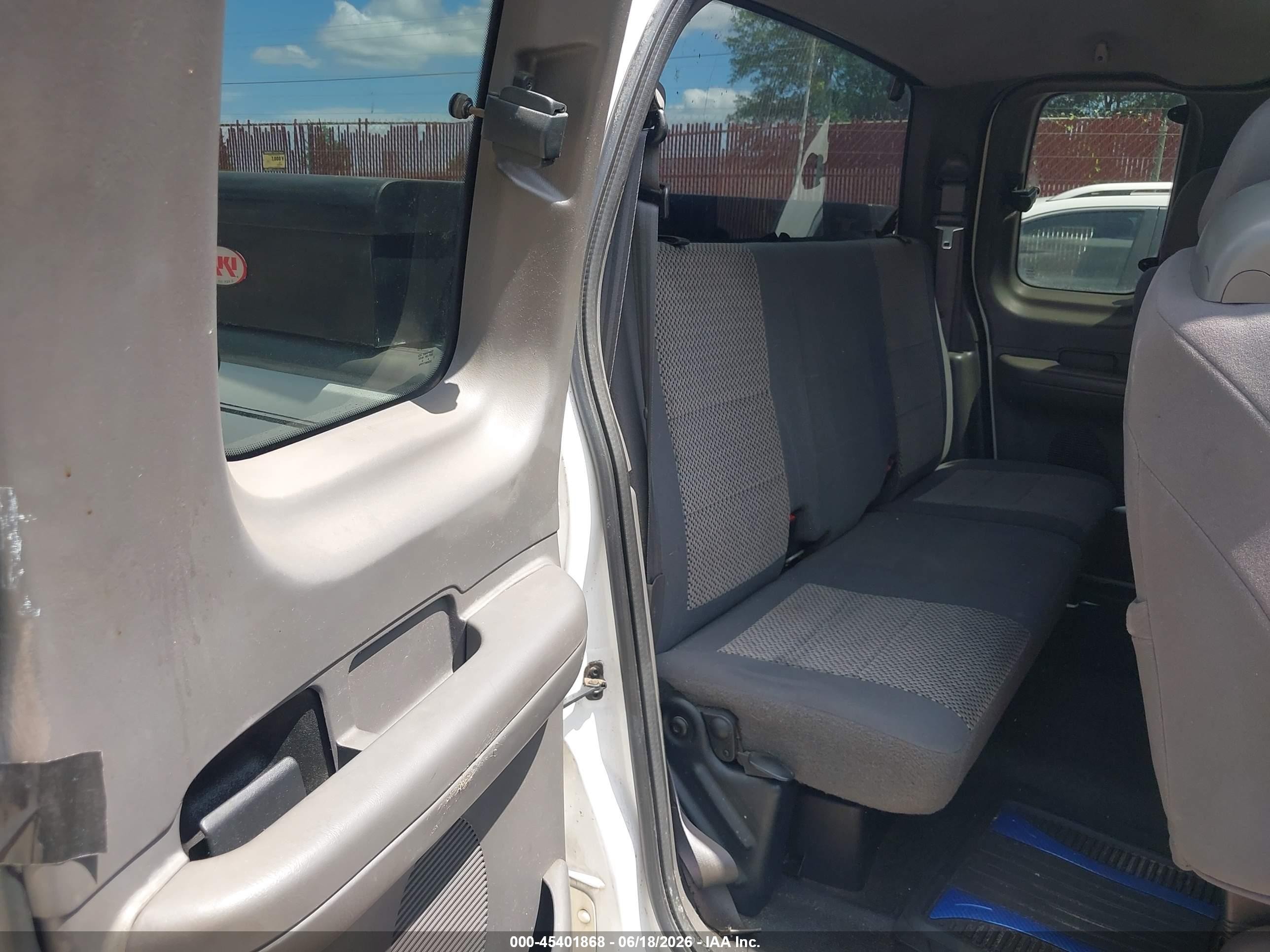 2003 Ford F-150 Lariat/xl/xlt White vin: 1FTRX17W23NA77771