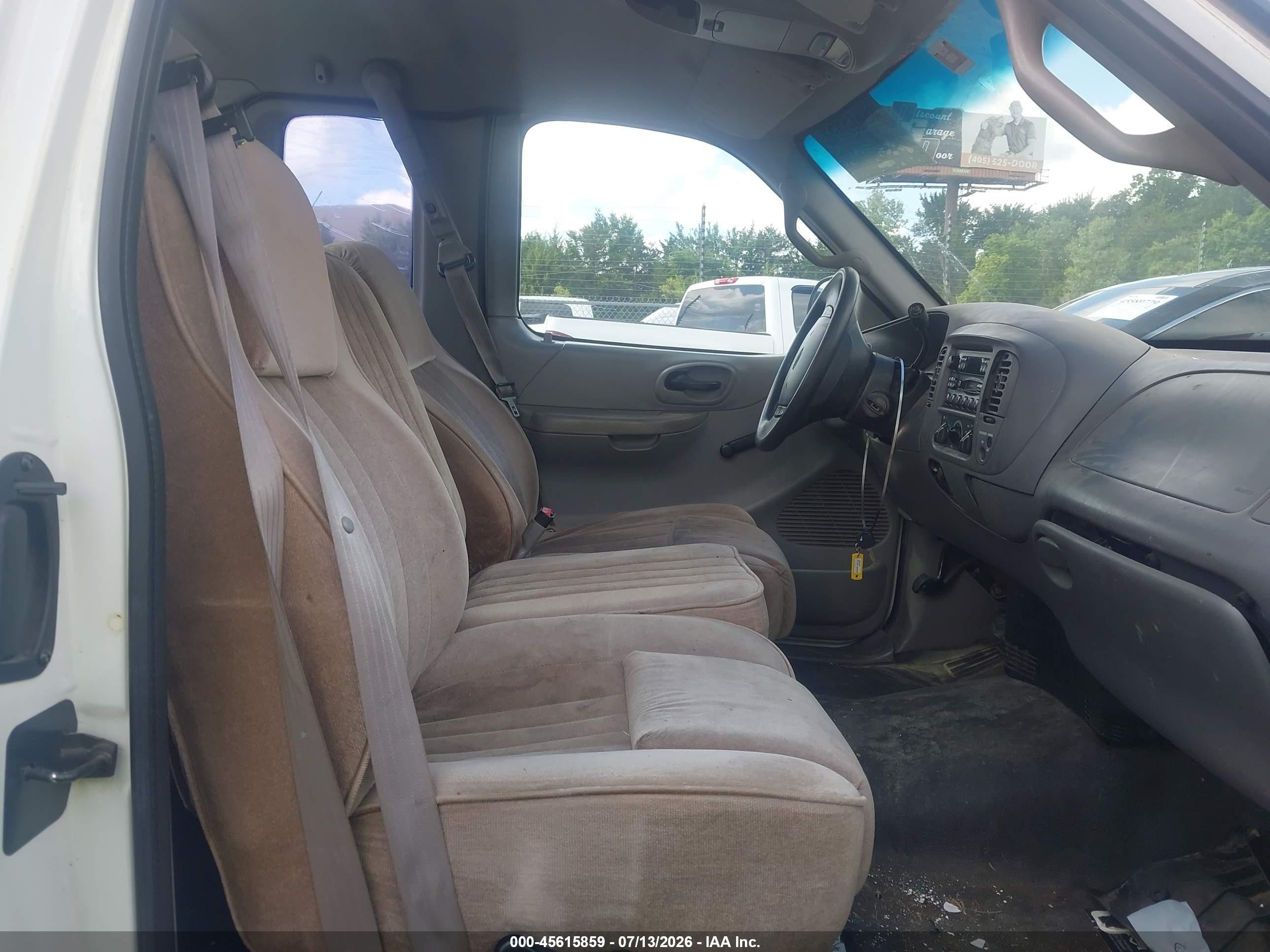 2000 Ford F-150 Lariat/work Series/xl/xlt White vin: 1FTRX17W2YKB40117