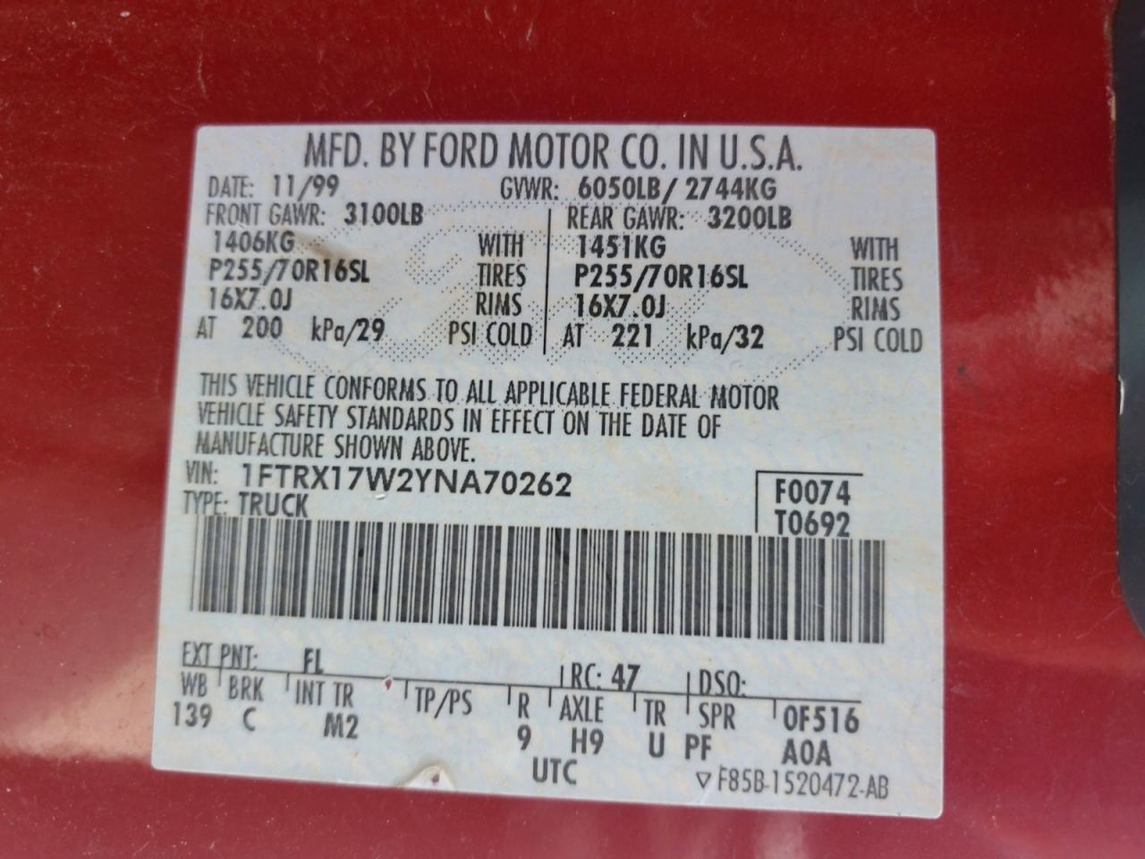 2000 Ford F150 Burgundy vin: 1FTRX17W2YNA70262