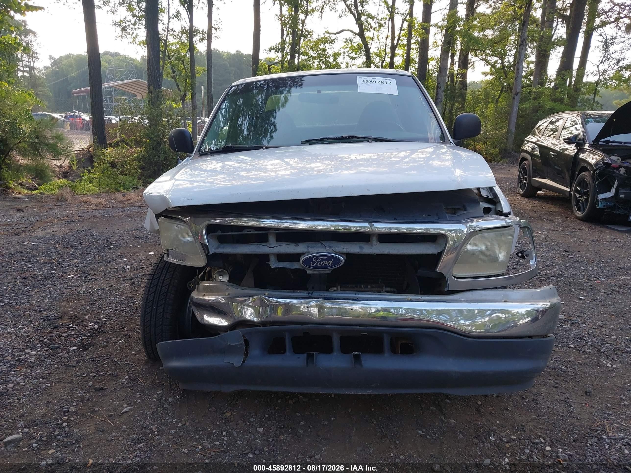 2000 Ford F-150 Lariat/work Series/xl/xlt White vin: 1FTRX17W2YNB09867