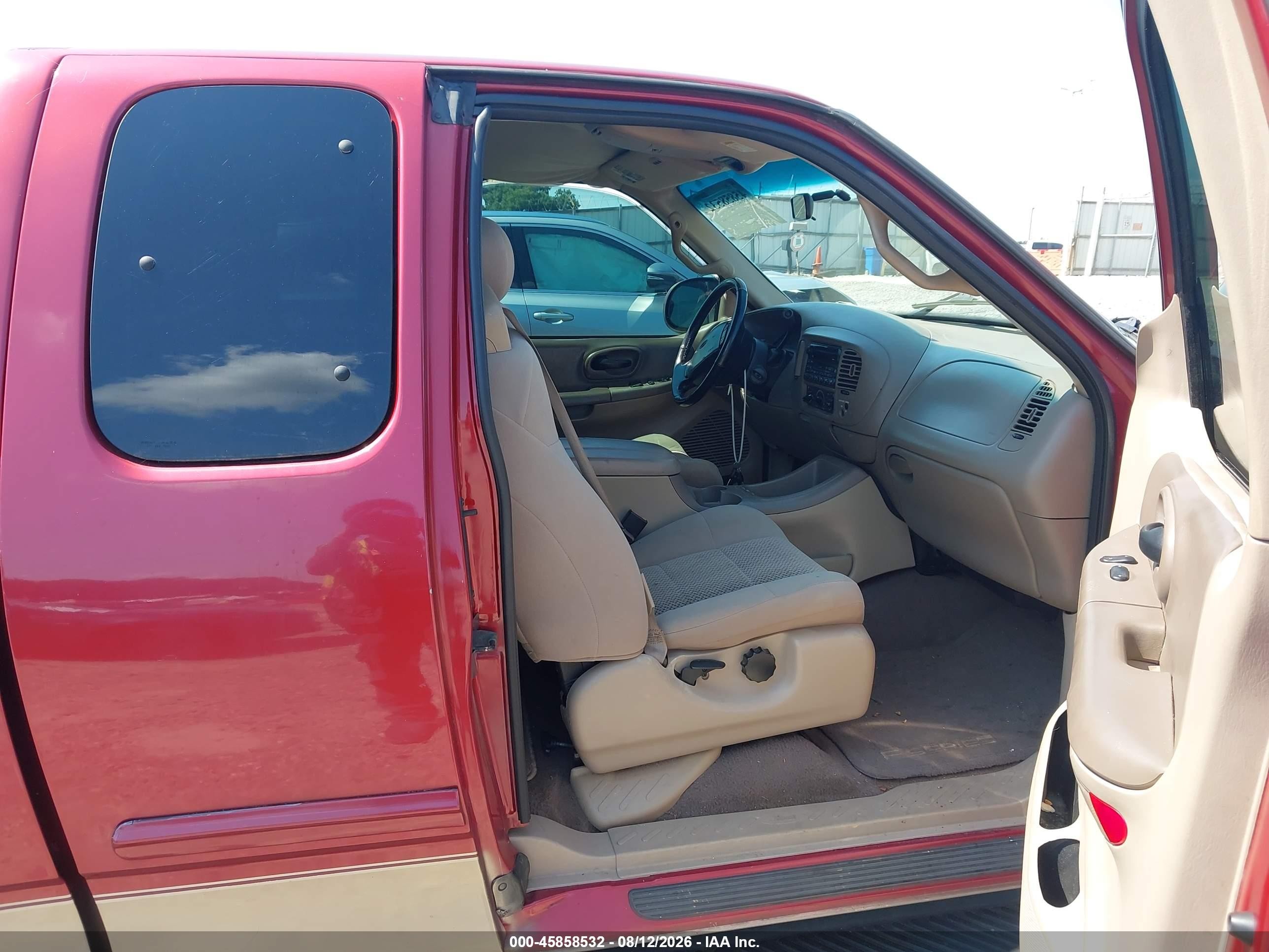 2000 Ford F-150 Lariat/work Series/xl/xlt Red vin: 1FTRX17W3YNB74470