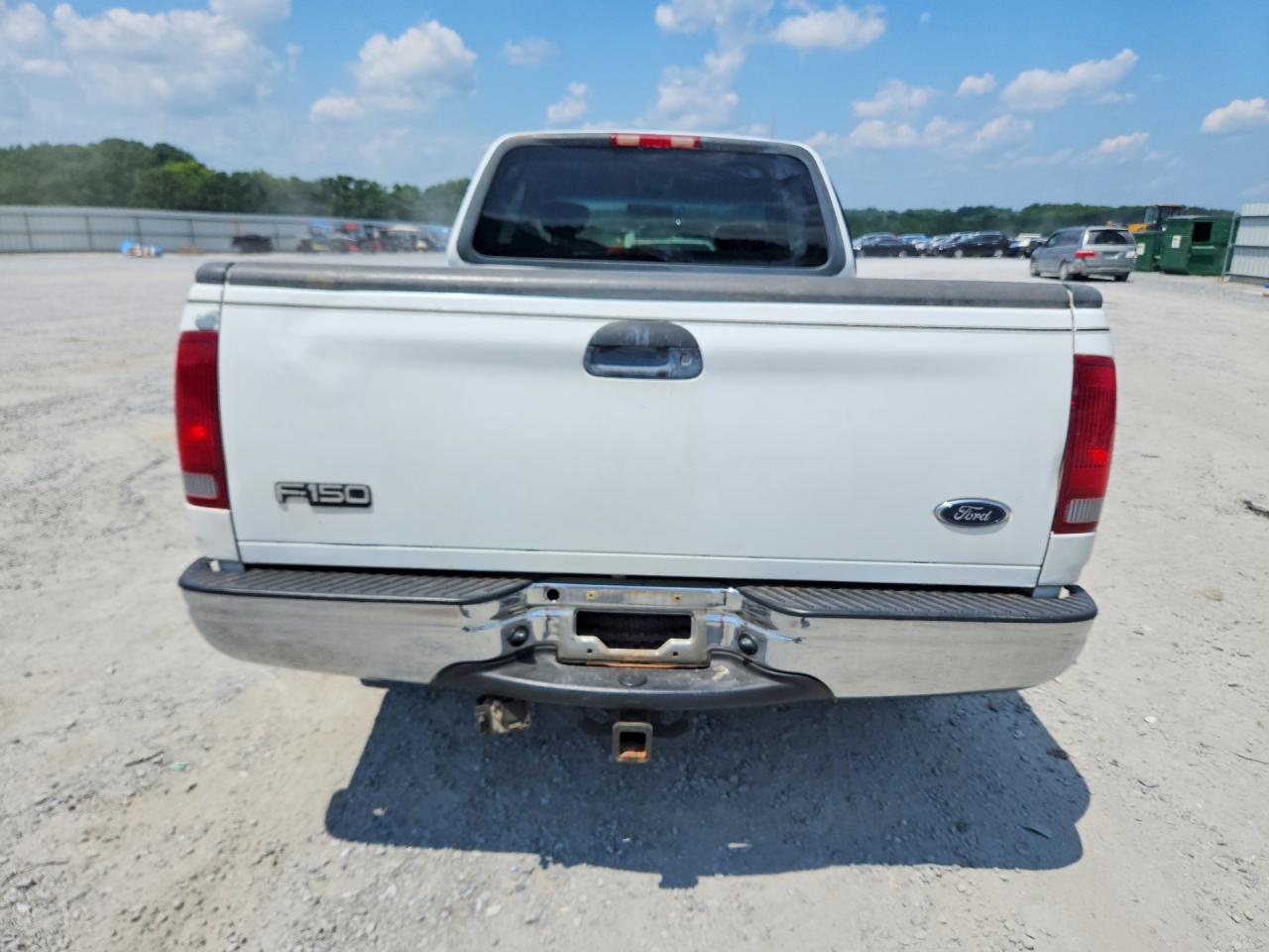 2001 Ford F150 White vin: 1FTRX17W41NA70589