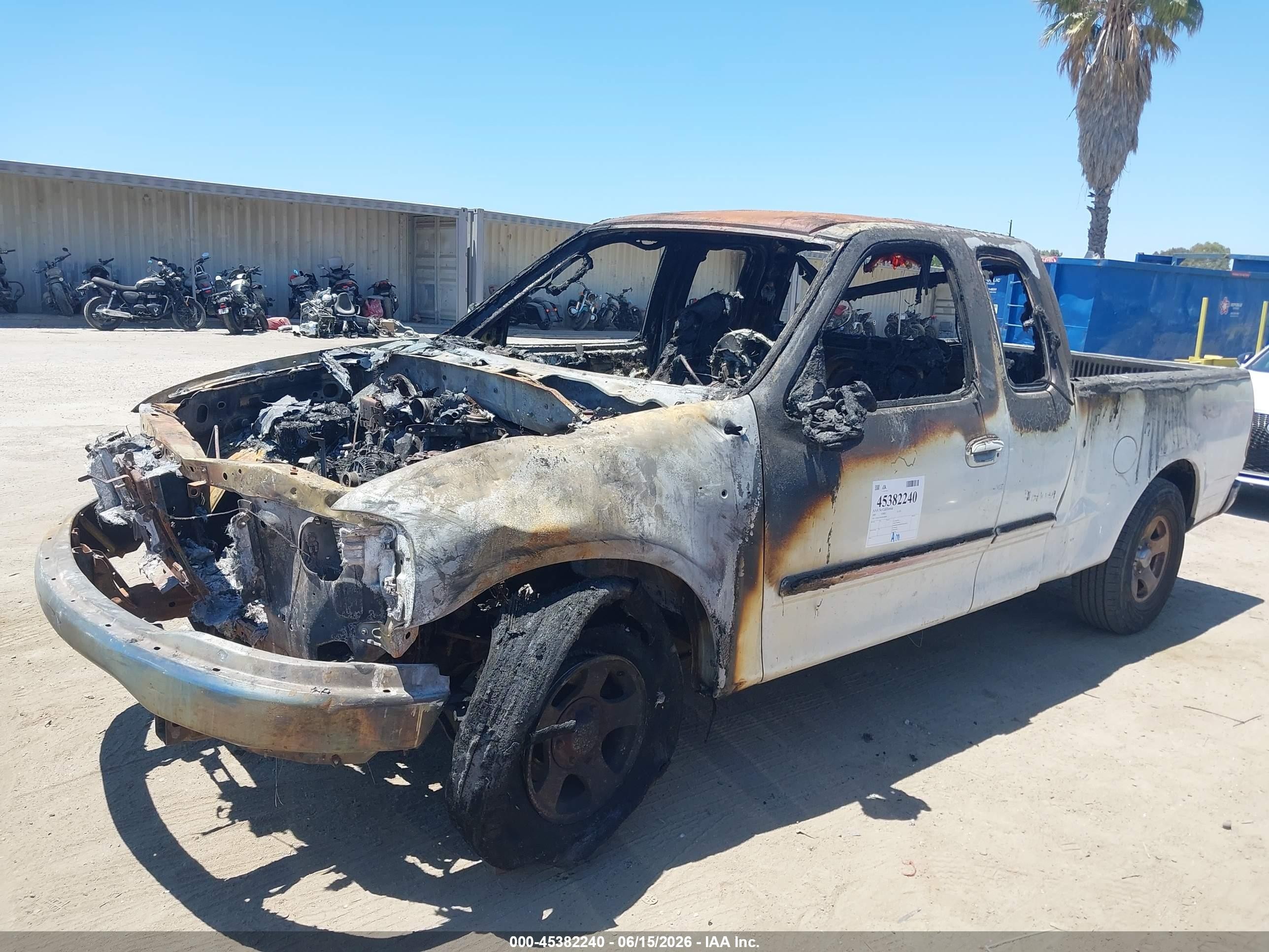 2003 Ford F-150 Lariat/xl/xlt White vin: 1FTRX17W43NA40446
