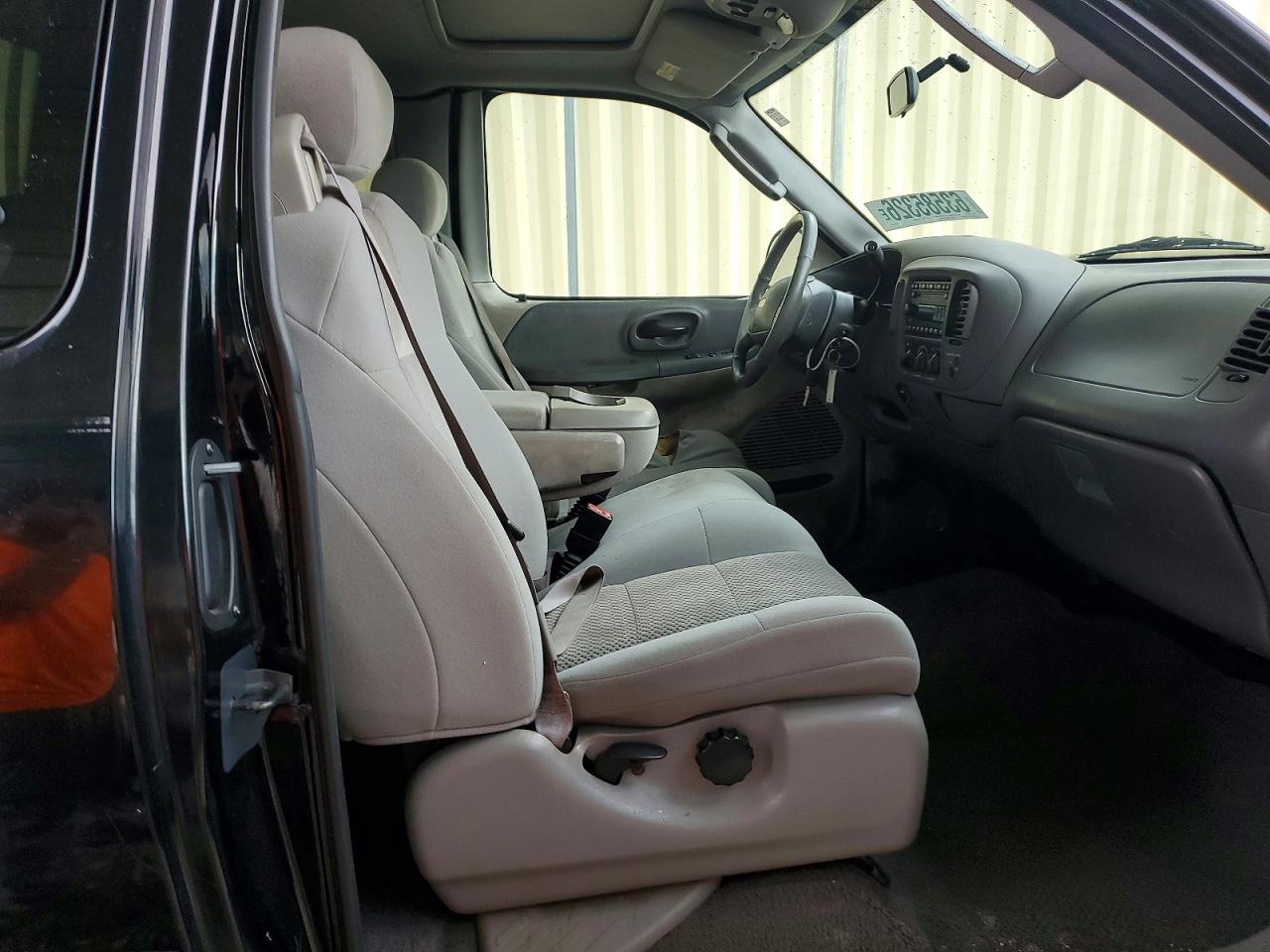 2003 Ford F150 Black vin: 1FTRX17W43NB29112