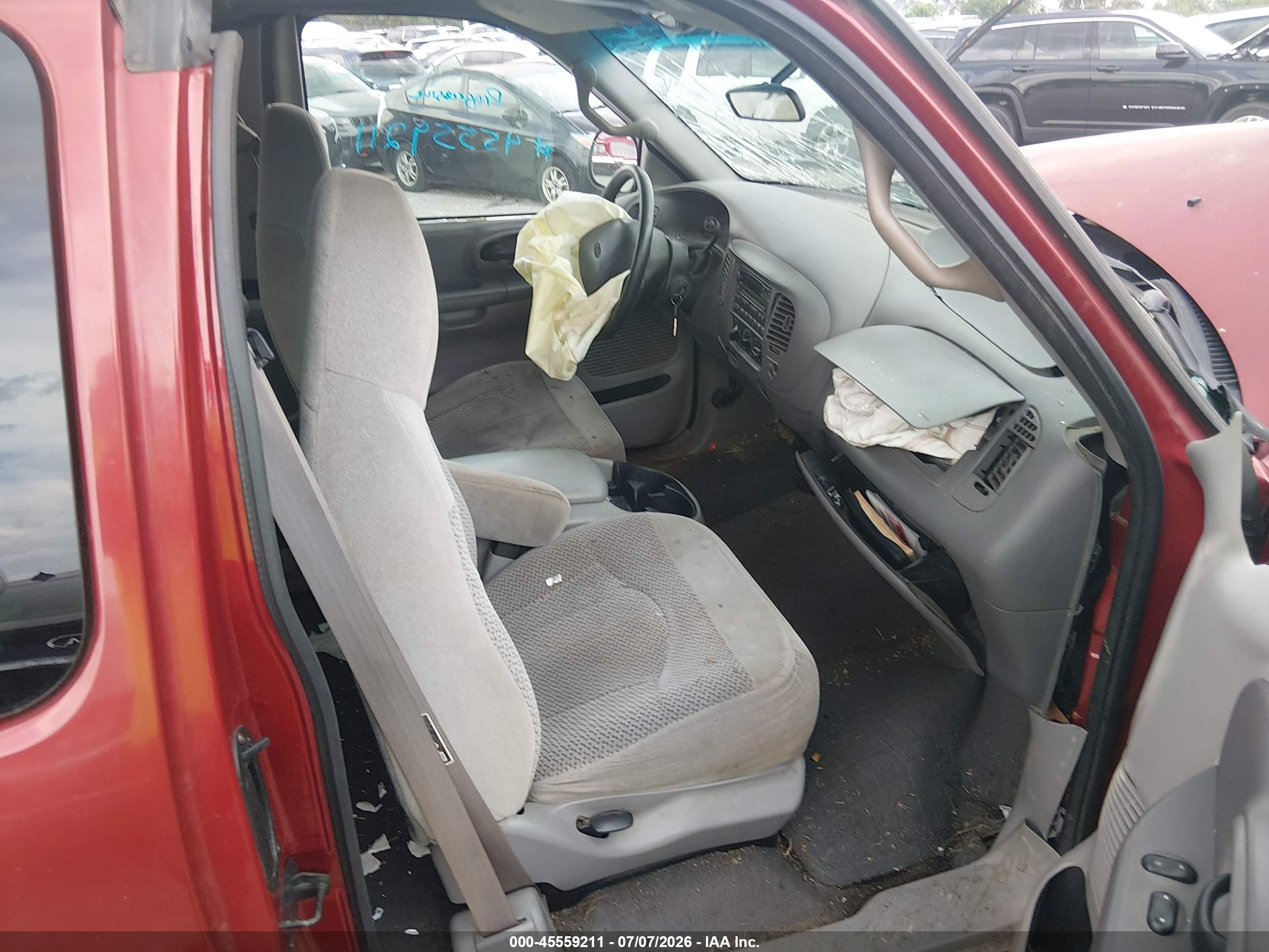 2000 Ford F-150 Lariat/work Series/xl/xlt Red vin: 1FTRX17W4YNB03388