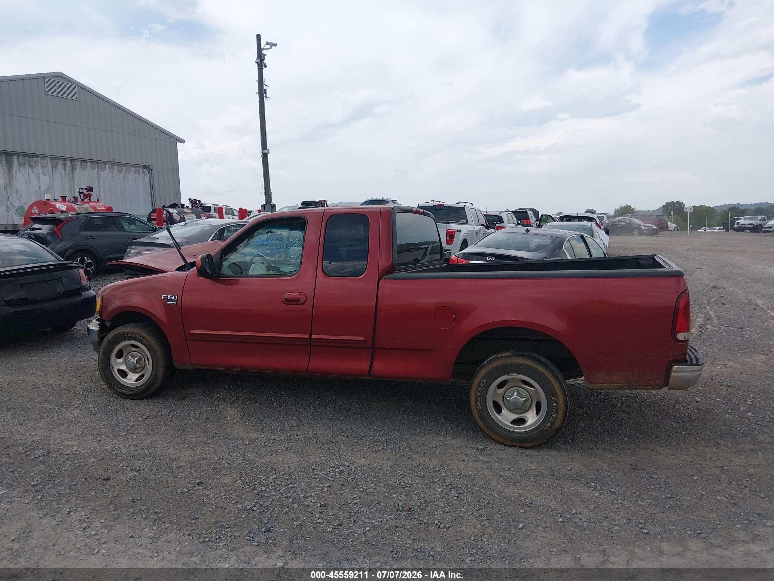 2000 Ford F-150 Lariat/work Series/xl/xlt Red vin: 1FTRX17W4YNB03388
