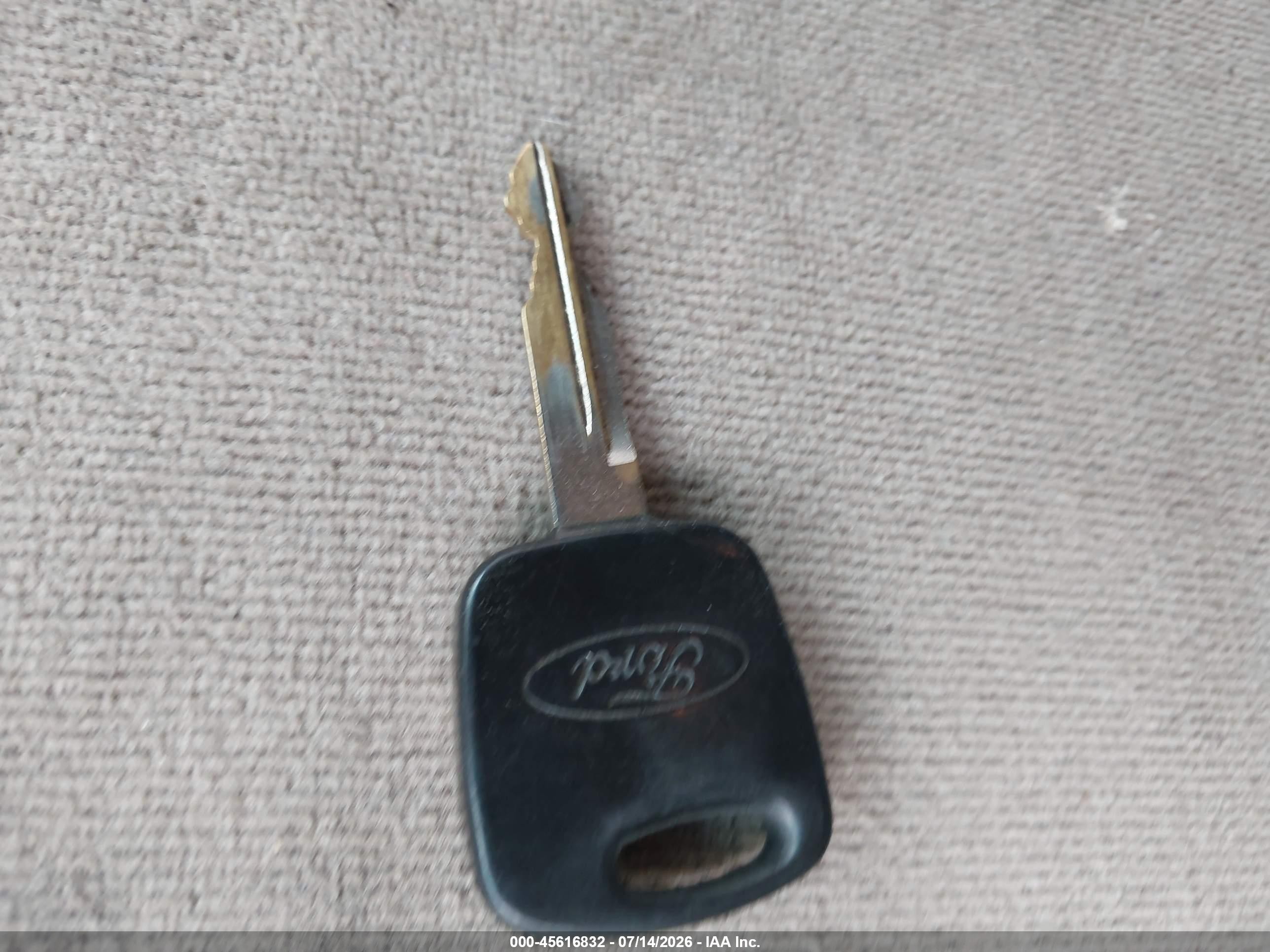 2002 Ford F-150 Lariat/xl/xlt Gold vin: 1FTRX17W52NA11293