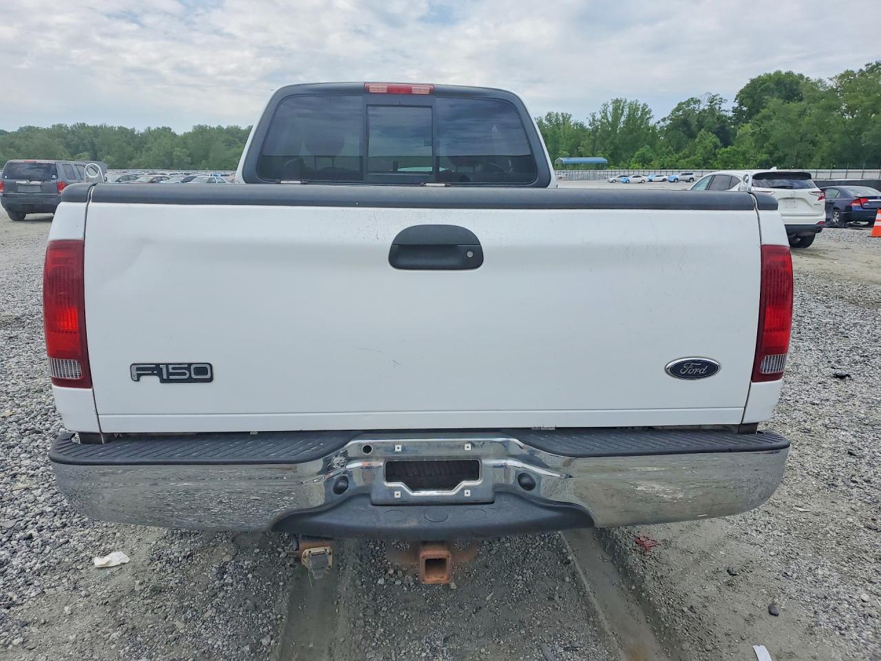 2002 Ford F150 Белый vin: 1FTRX17W52NA83207