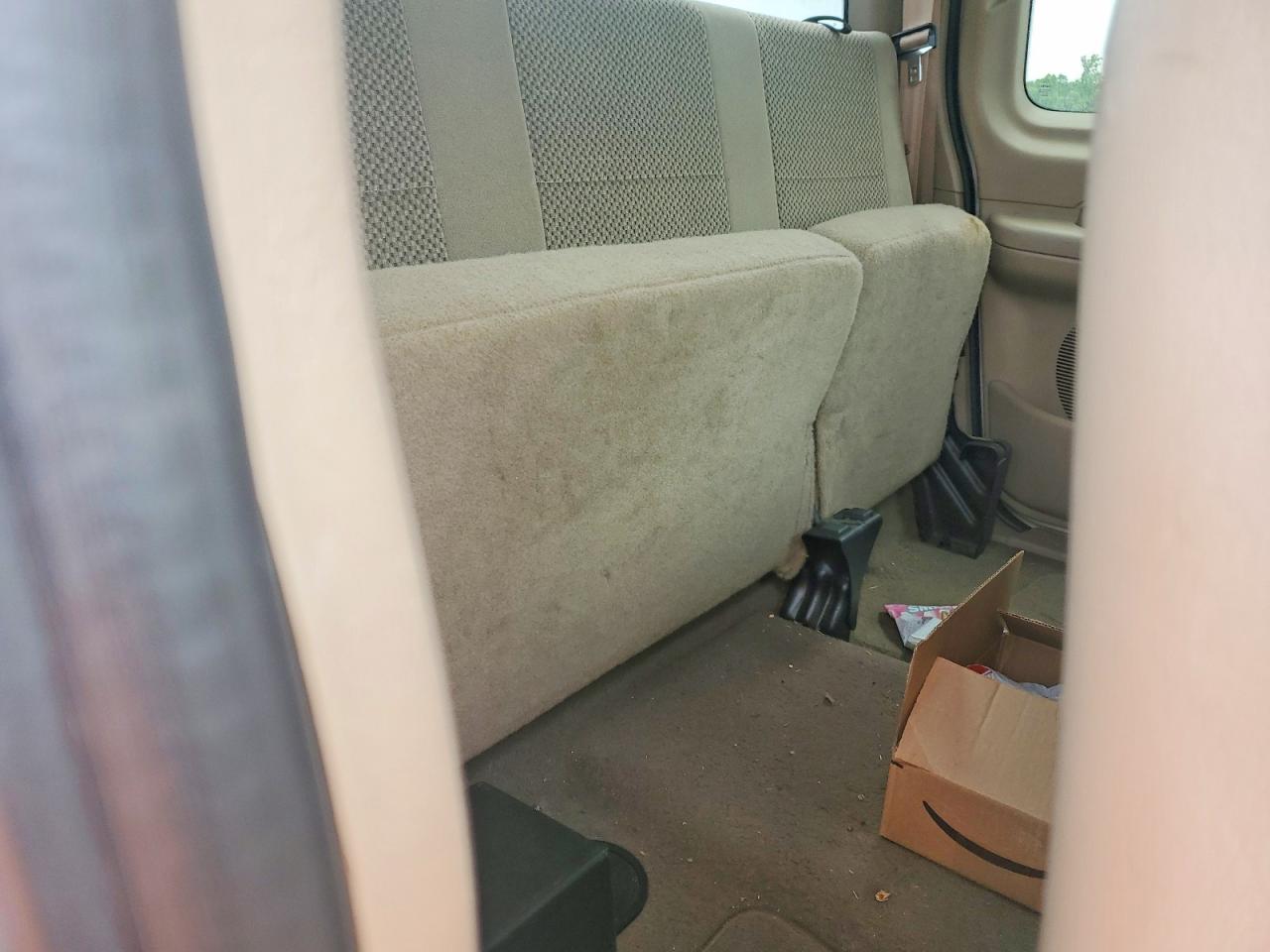 2002 Ford F150 Белый vin: 1FTRX17W52NA83207