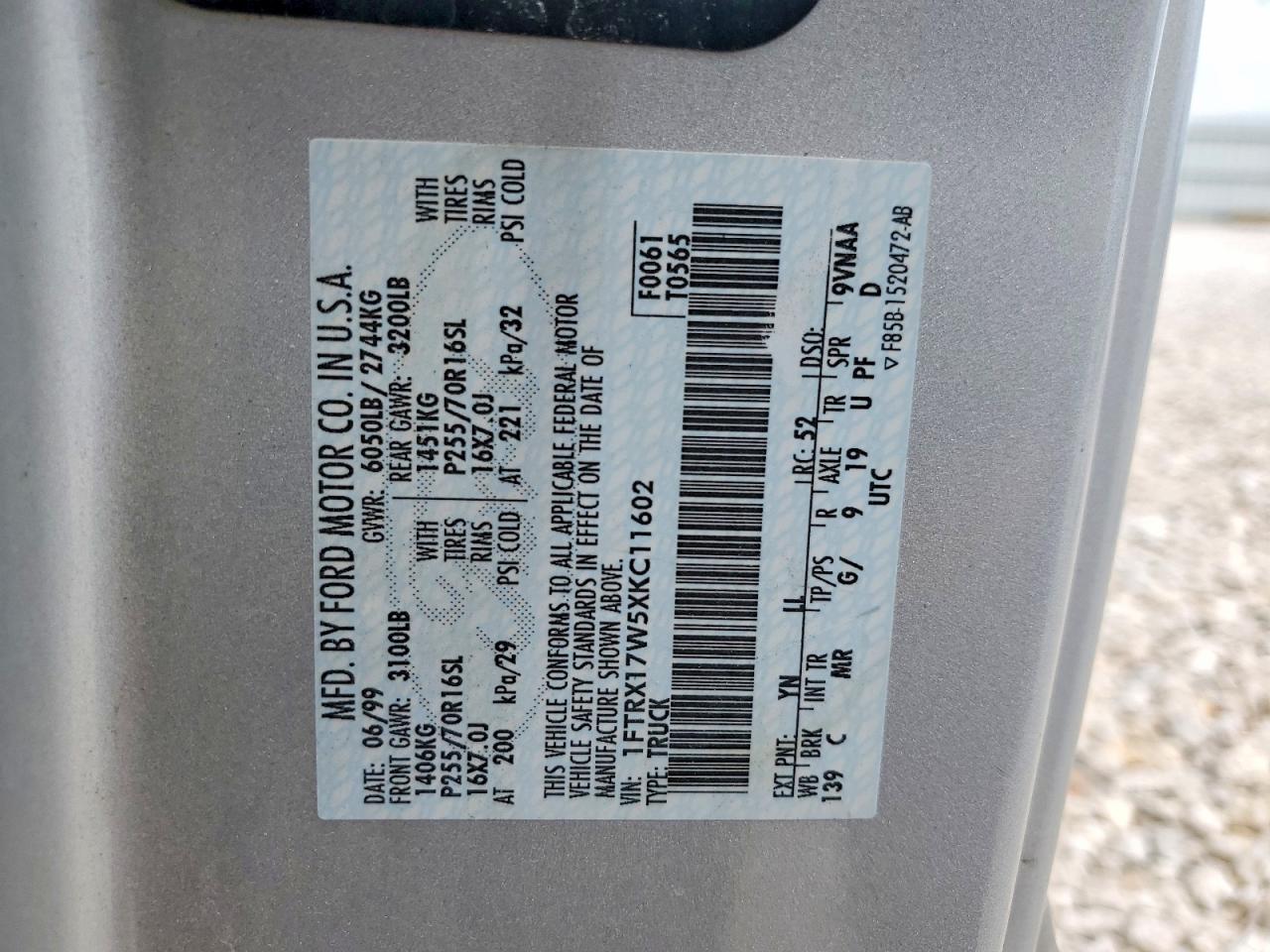 1999 Ford F150 Silver vin: 1FTRX17W5XKC11602