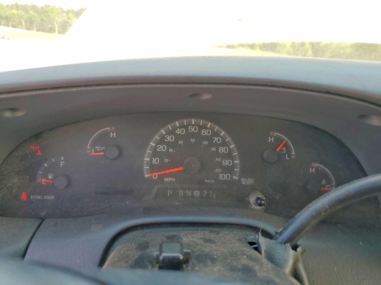 2000 Ford F150 White vin: 1FTRX17W5YNA24912