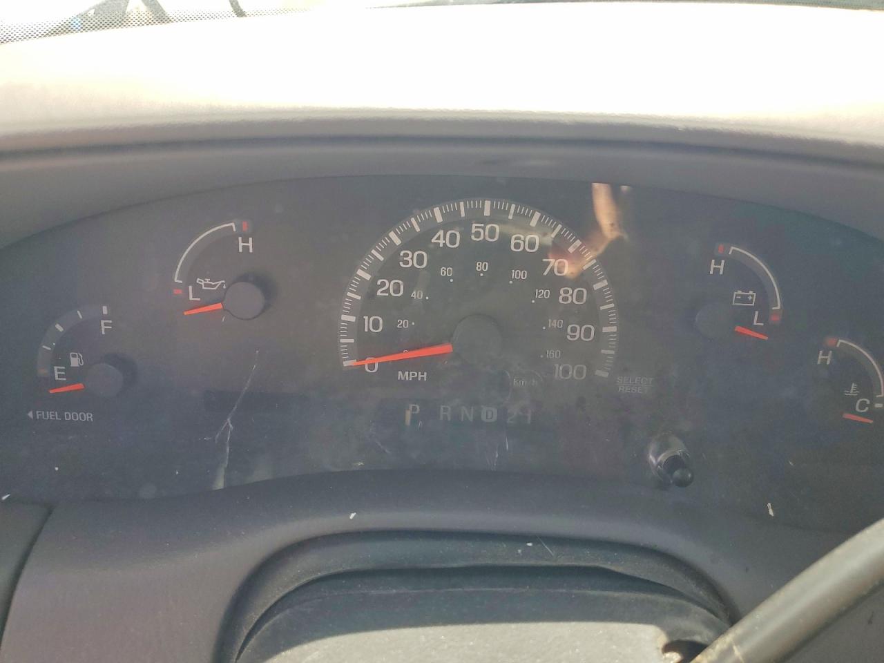 2000 Ford F150 White vin: 1FTRX17W5YNB65110