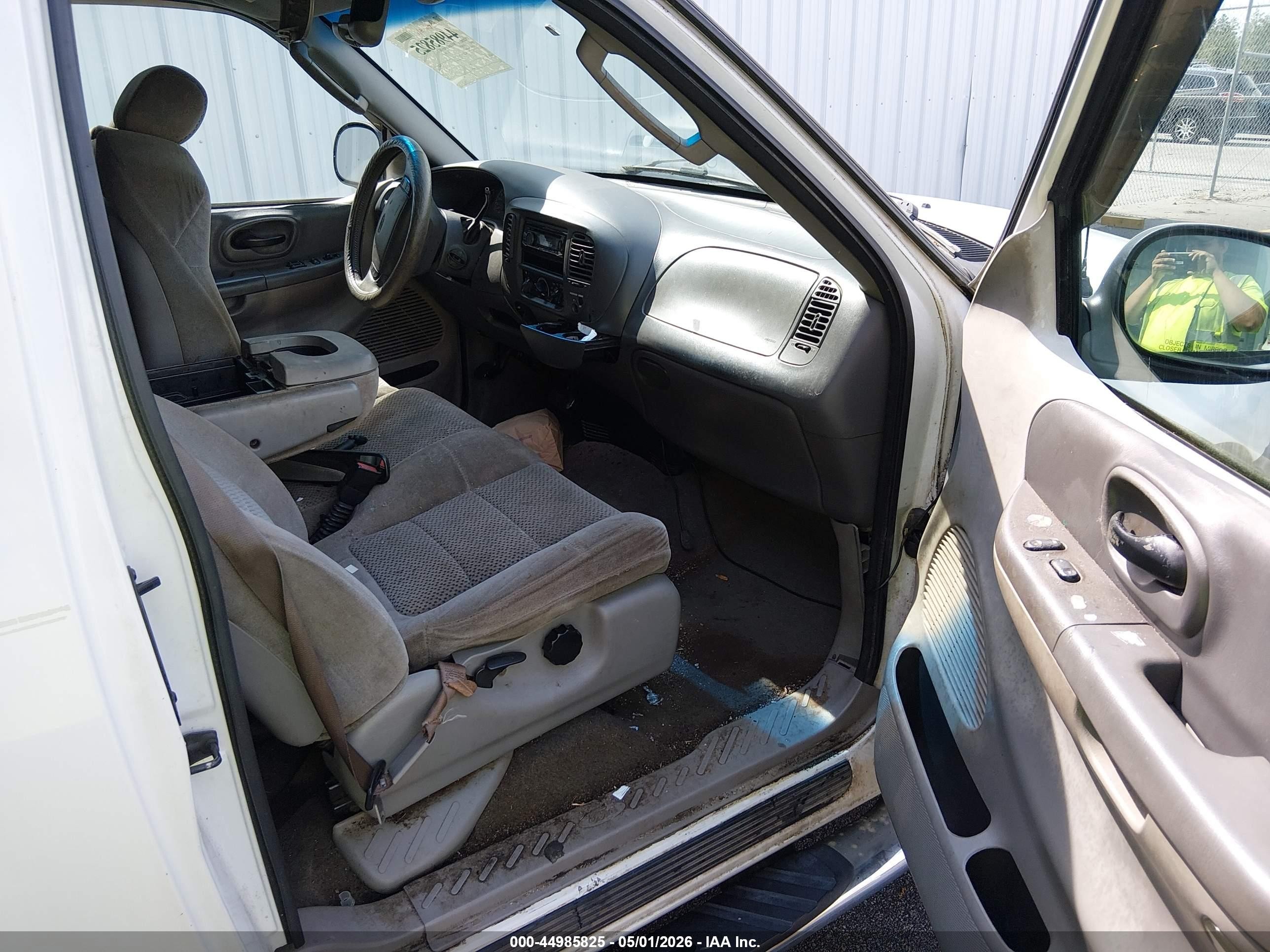 2002 Ford F-150 Lariat/xl/xlt White vin: 1FTRX17W62NB03707