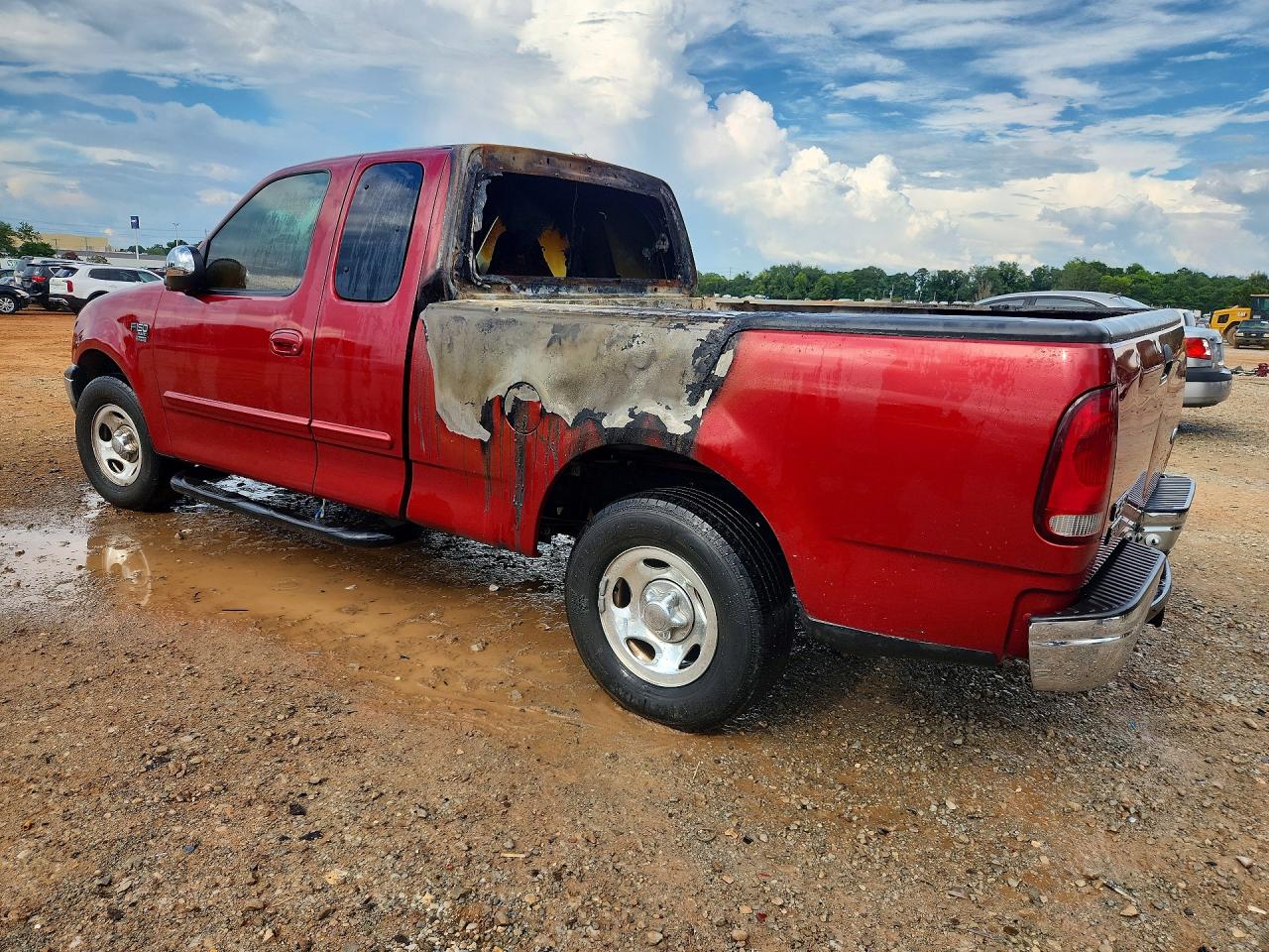 2000 Ford F150 Burgundy vin: 1FTRX17W7YNB32058