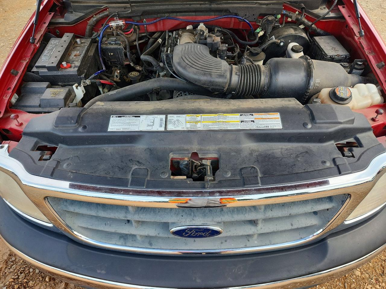2000 Ford F150 Burgundy vin: 1FTRX17W7YNB32058