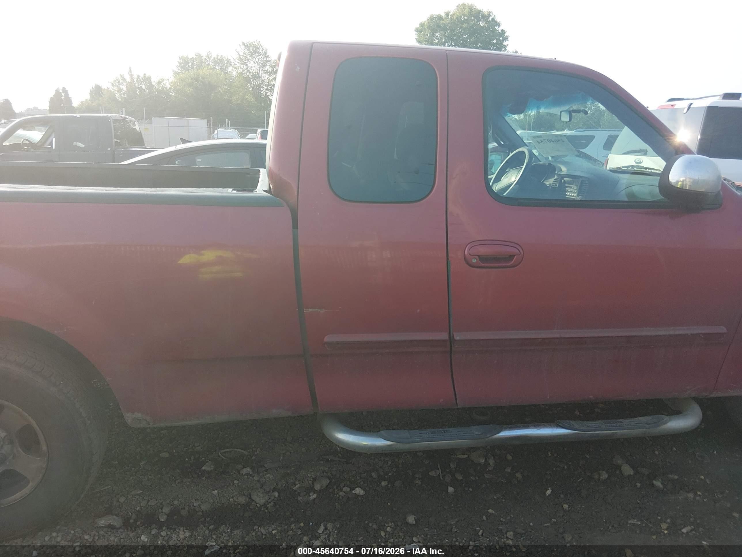 2002 Ford F-150 Lariat/xl/xlt Red vin: 1FTRX17W82KA94803