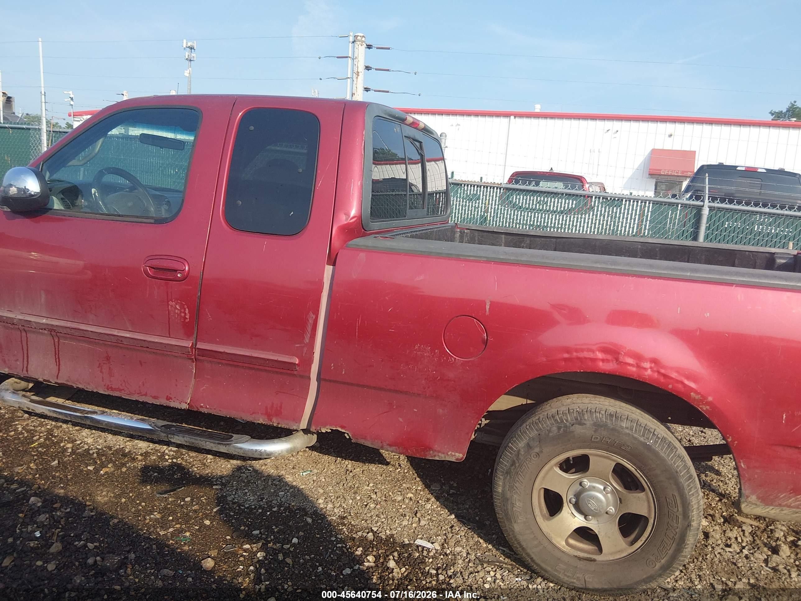 2002 Ford F-150 Lariat/xl/xlt Red vin: 1FTRX17W82KA94803