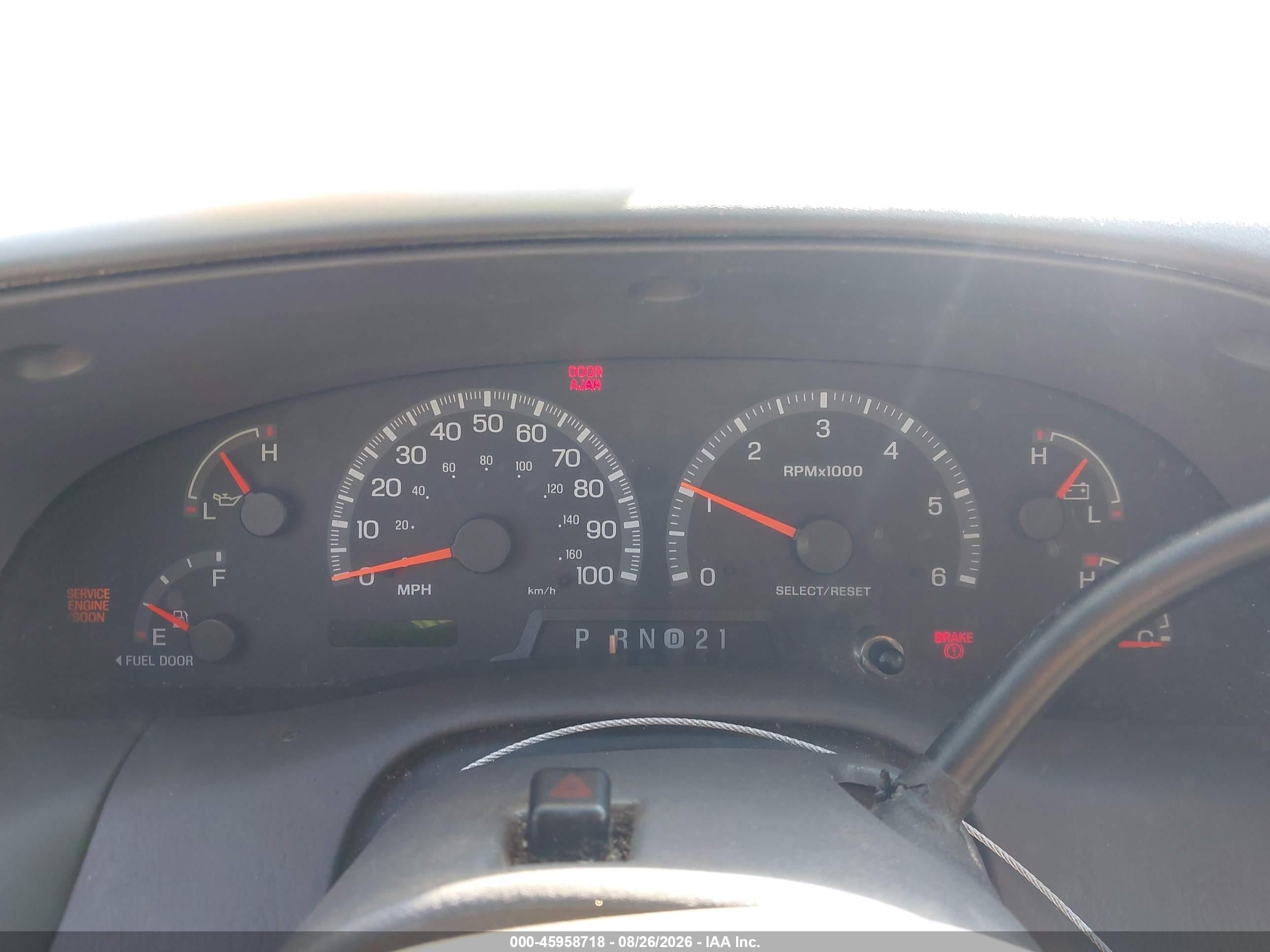 2002 Ford F150   Серый vin: 1FTRX17W82NA19615