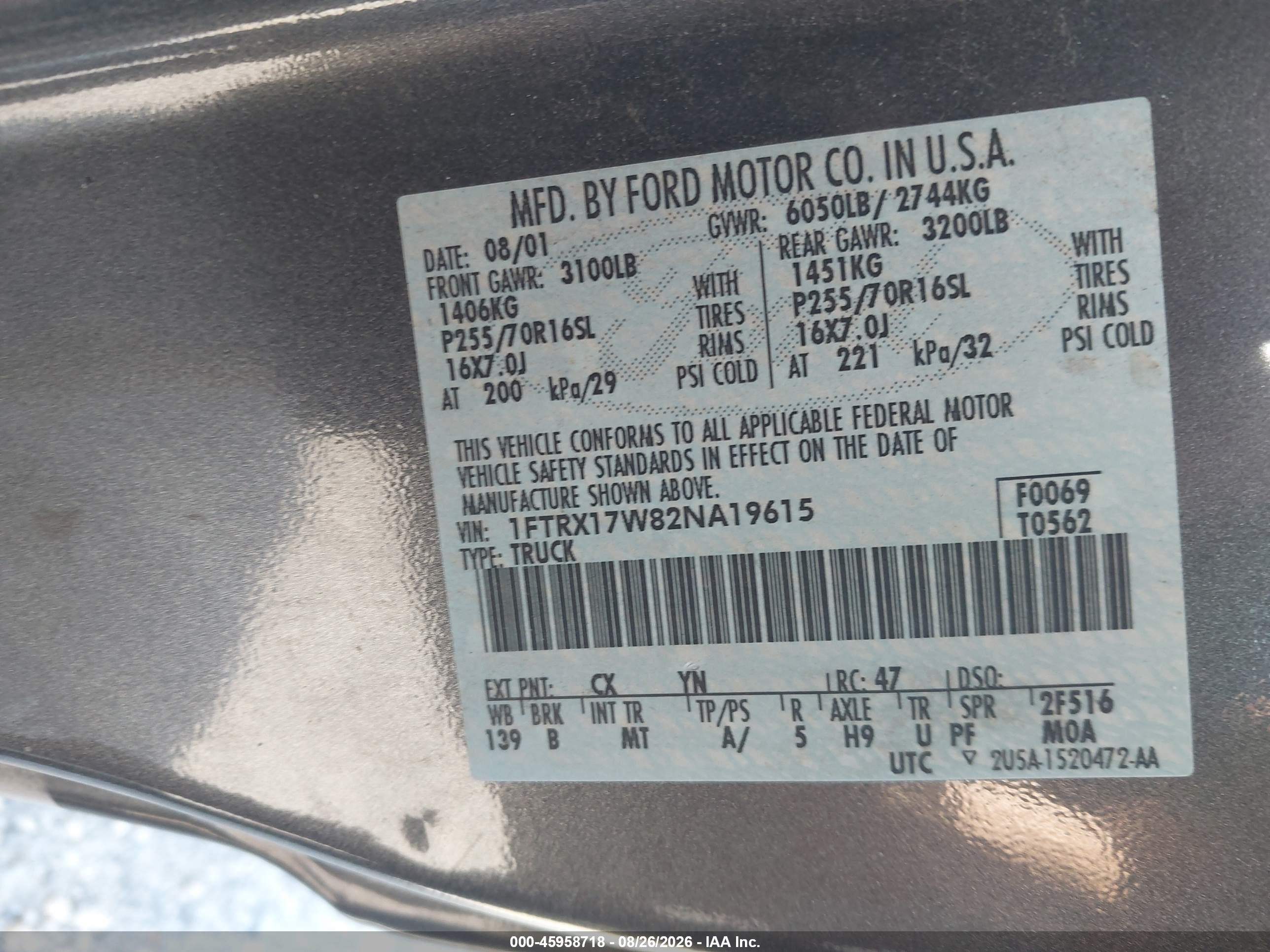 2002 Ford F150   Серый vin: 1FTRX17W82NA19615