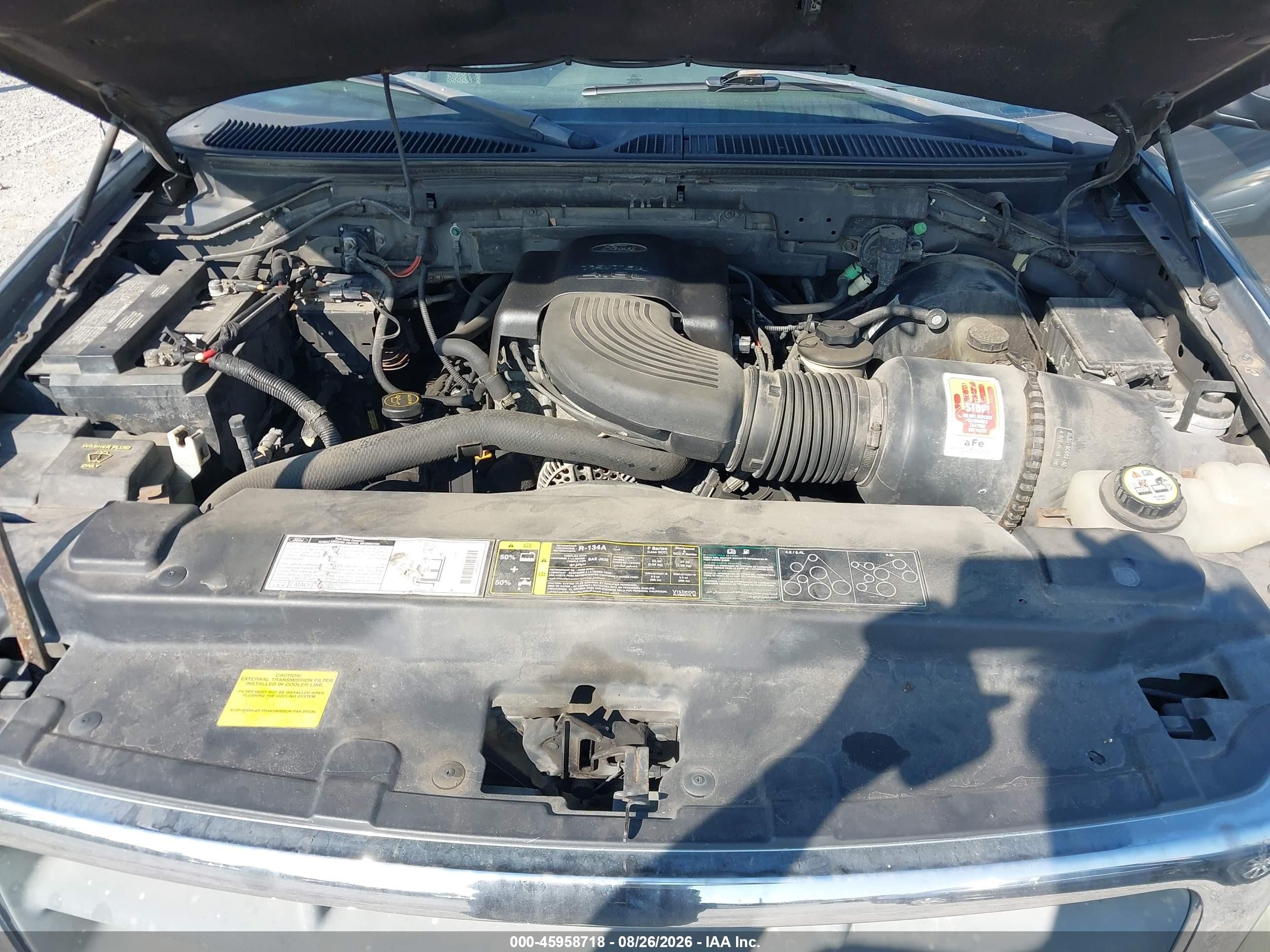 2002 Ford F150   Серый vin: 1FTRX17W82NA19615