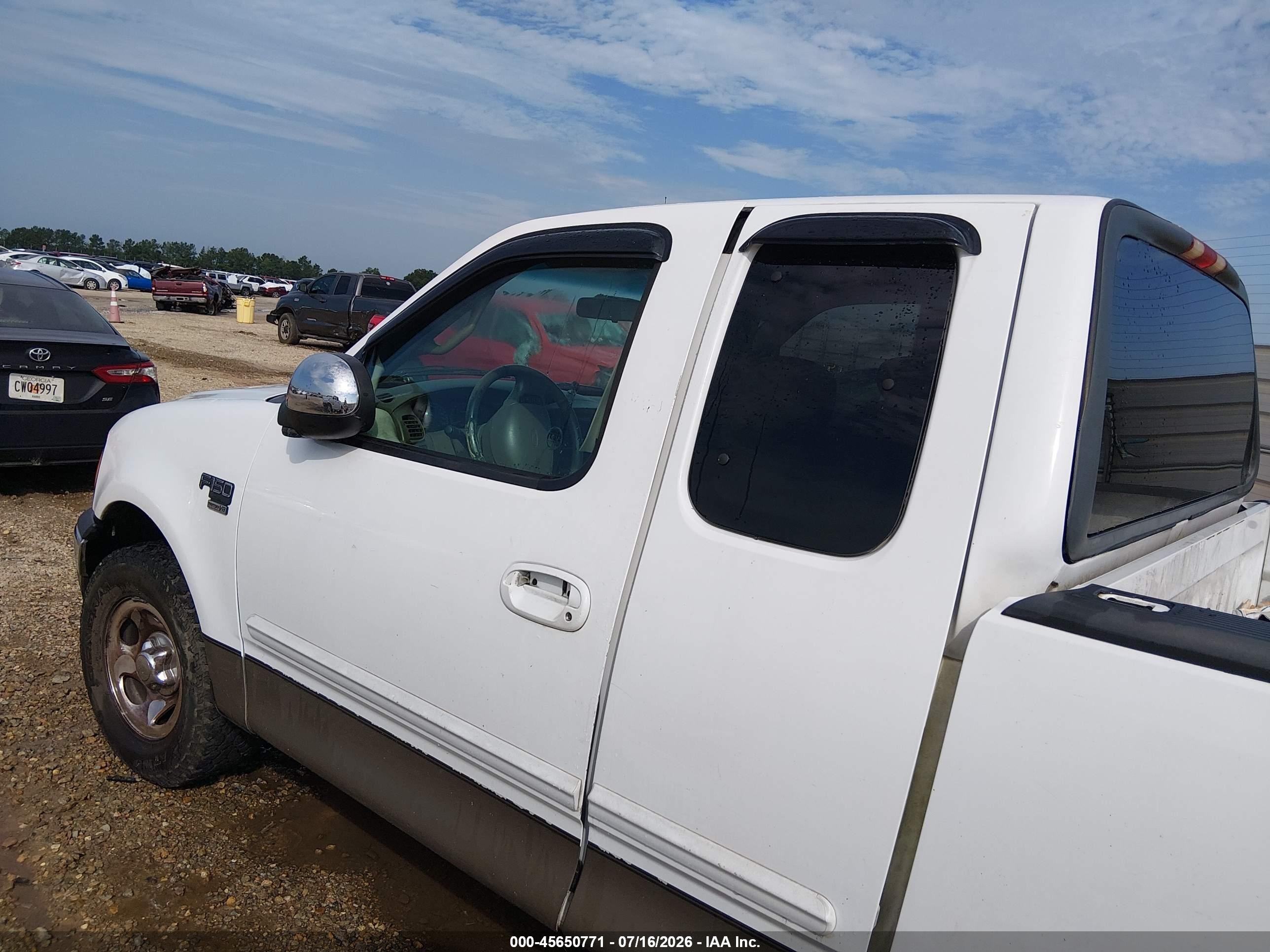2002 Ford F-150 Lariat/xl/xlt White vin: 1FTRX17W82NA59497