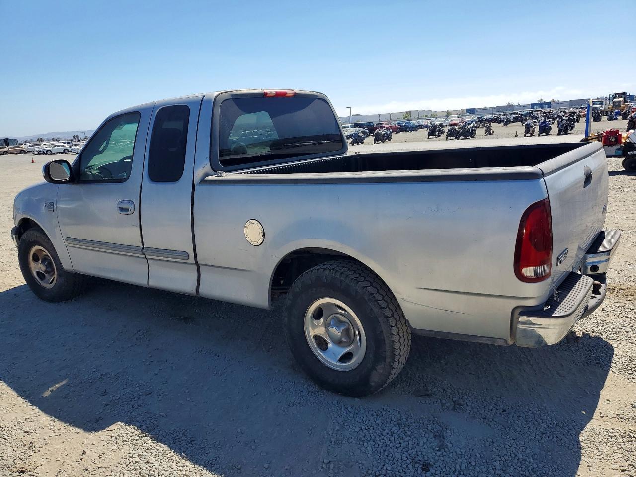 2002 Ford F150 Silver vin: 1FTRX17W82NA93021