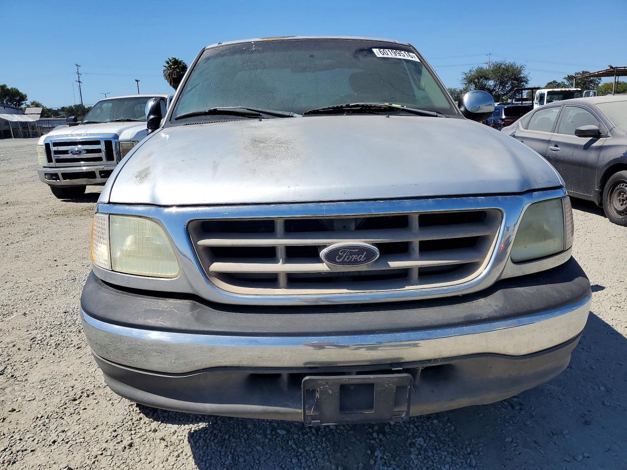 2002 Ford F150 Silver vin: 1FTRX17W82NA93021
