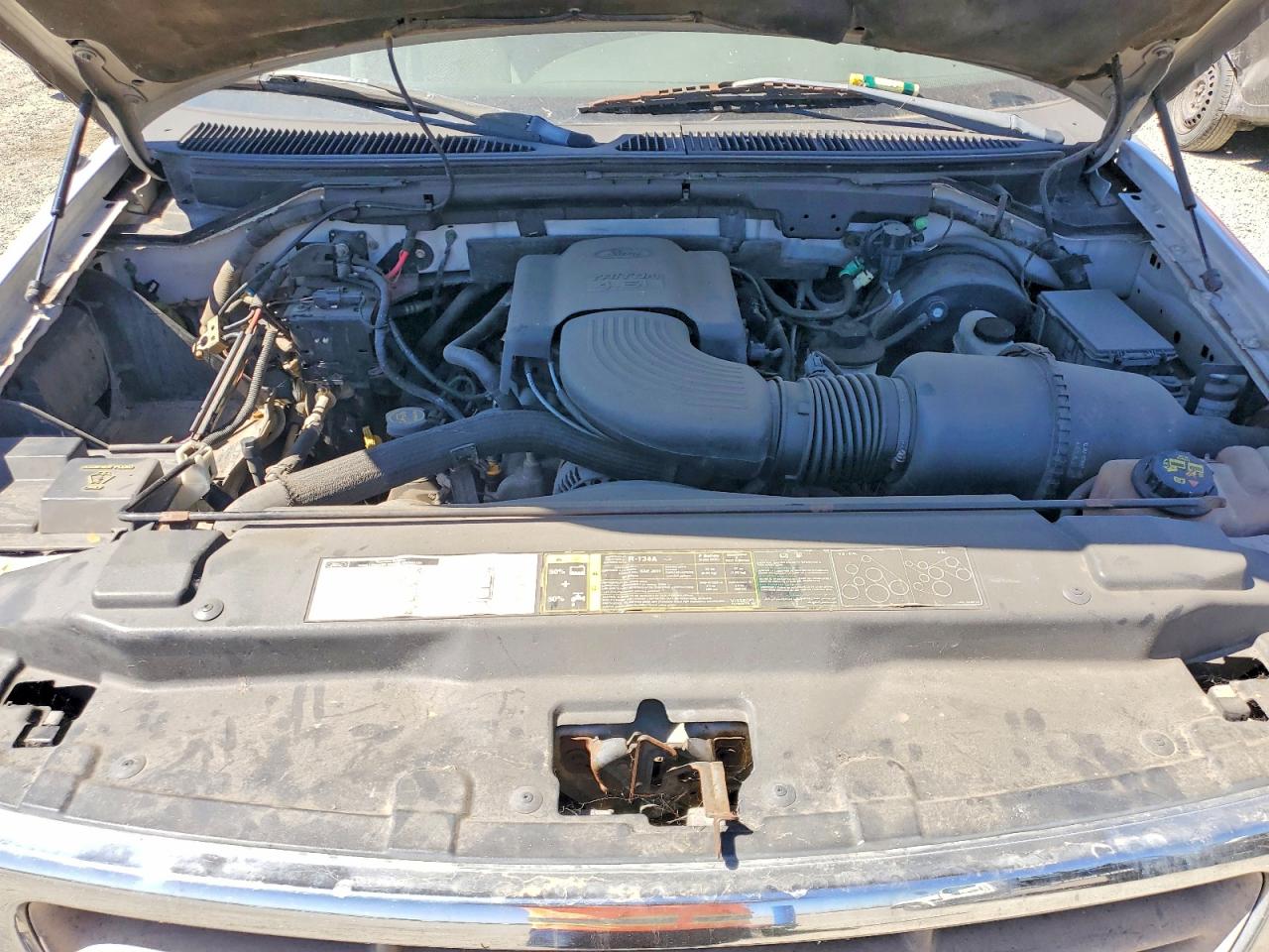 2002 Ford F150 Silver vin: 1FTRX17W82NA93021