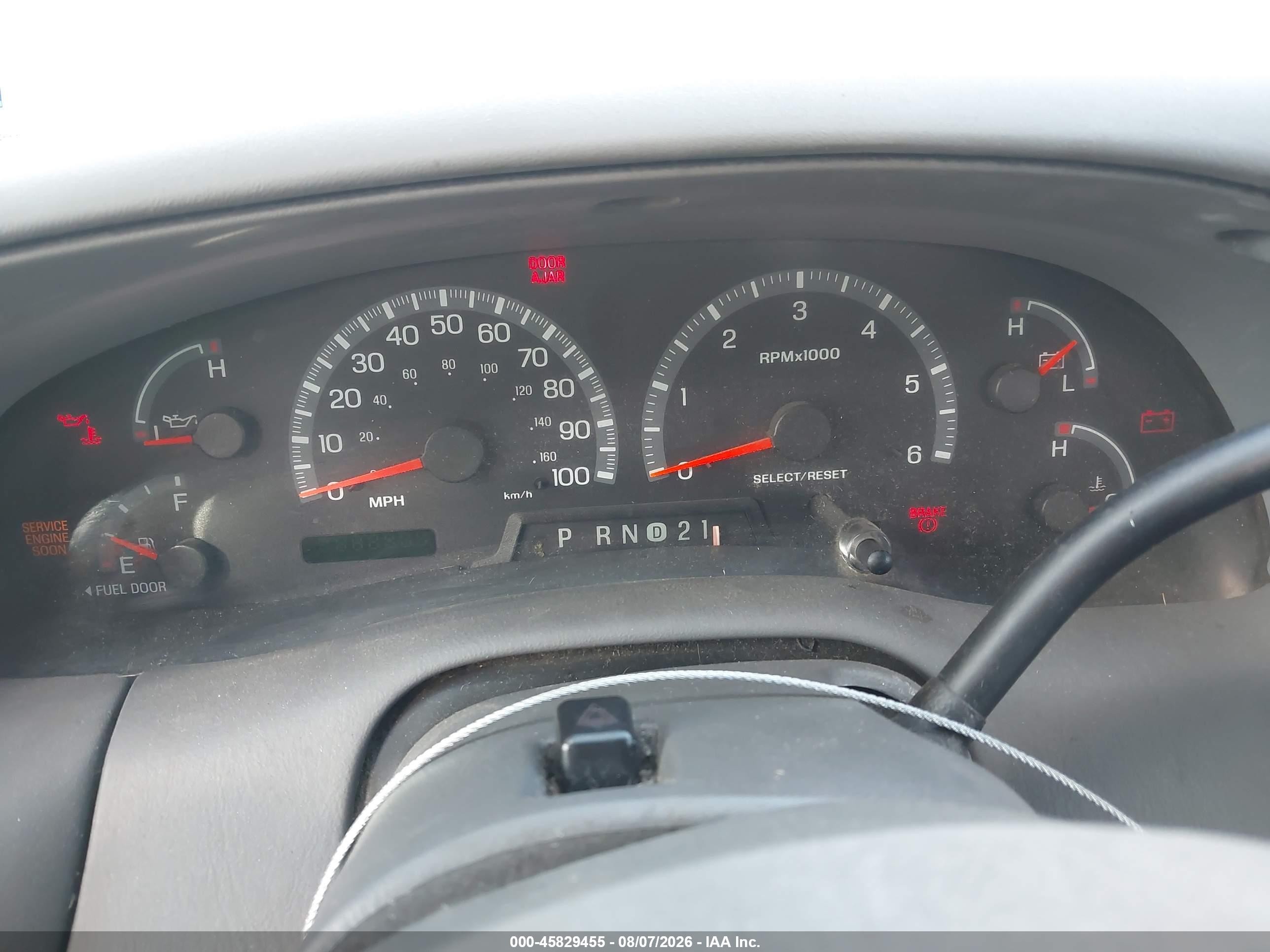 2003 Ford F-150 Lariat/xl/xlt Серебряный vin: 1FTRX17W83NA84417