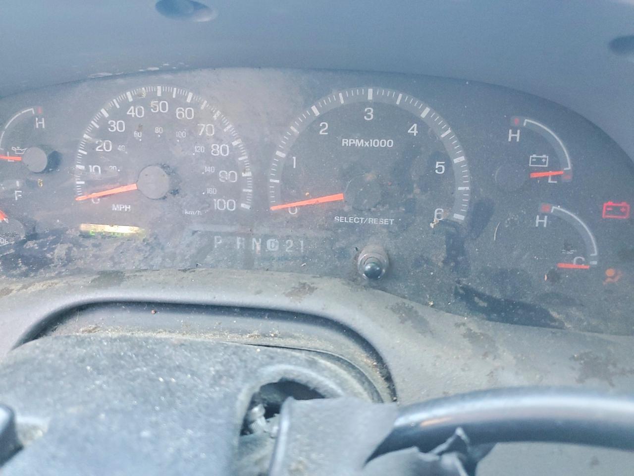 1999 Ford F150 Silver vin: 1FTRX17W8XNB44069