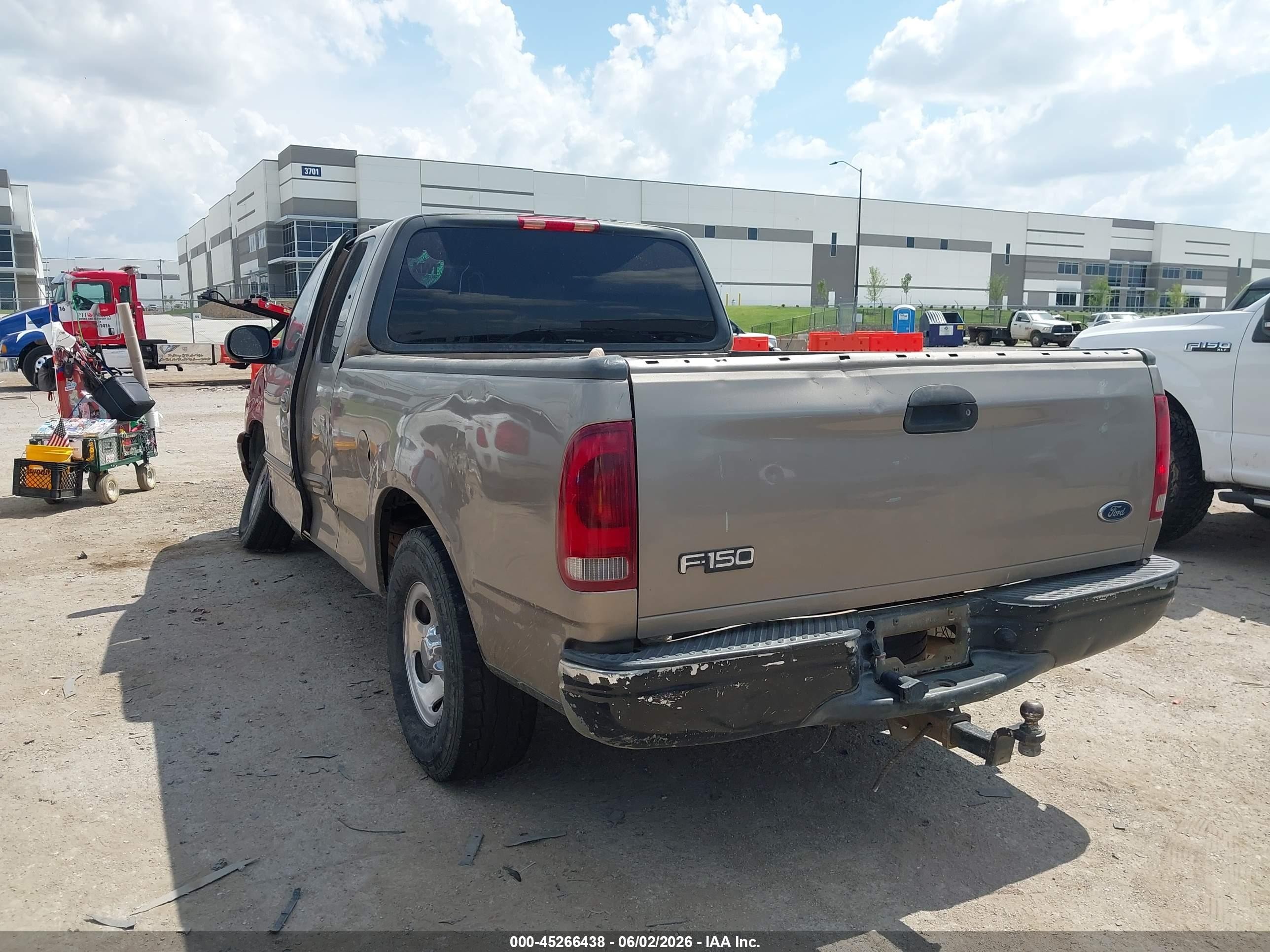 2002 Ford F-150 Lariat/xl/xlt Beige vin: 1FTRX17W92NB77347