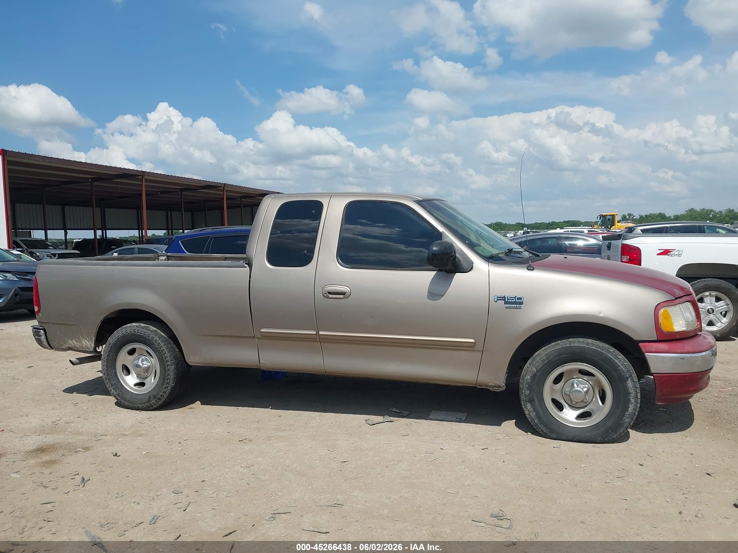 2002 Ford F-150 Lariat/xl/xlt Beige vin: 1FTRX17W92NB77347