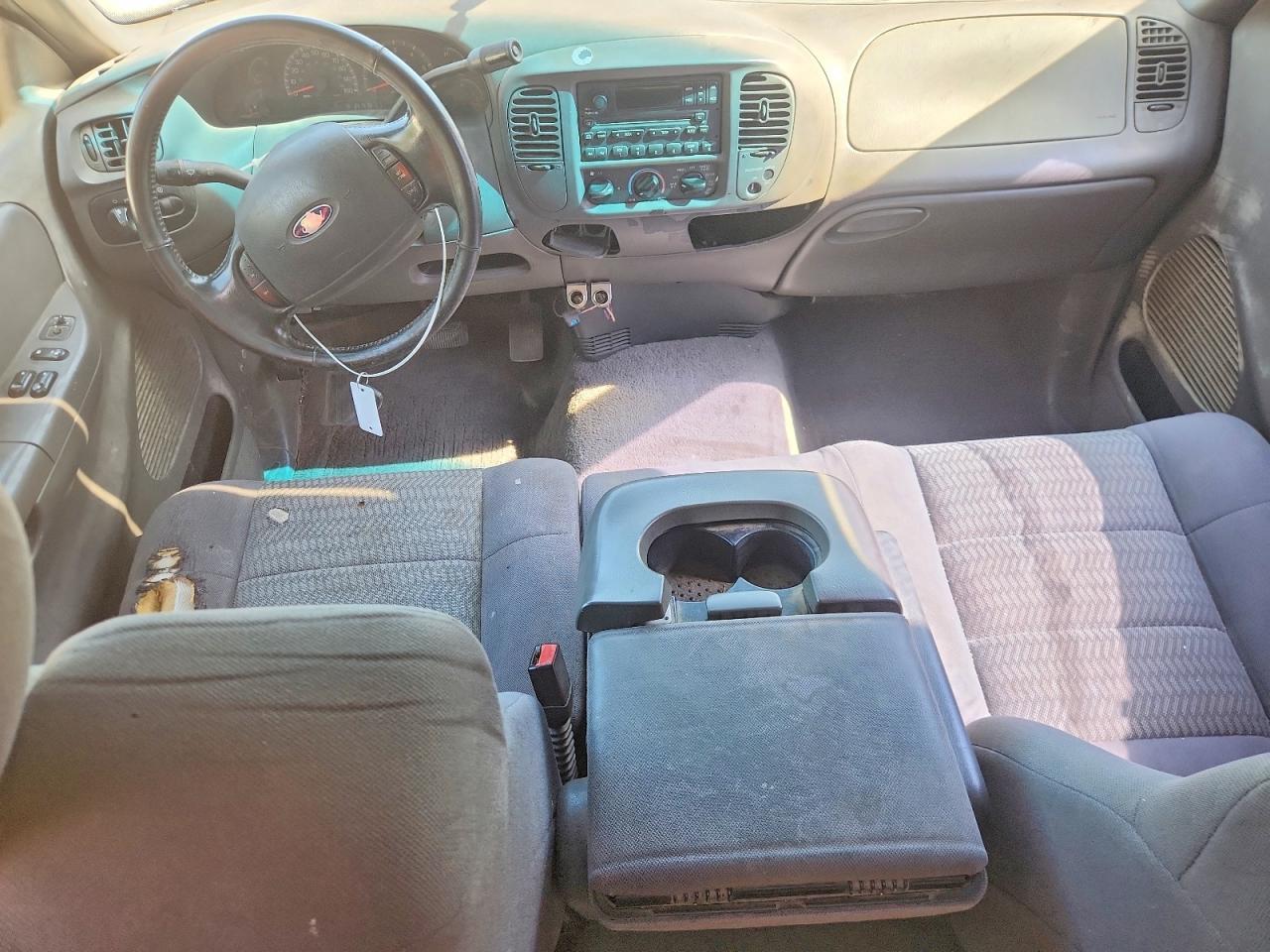 2002 Ford F150 Silver vin: 1FTRX17W92NB88820