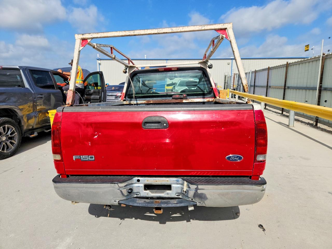 2003 Ford F-150 Красный vin: 1FTRX17W93NB88687