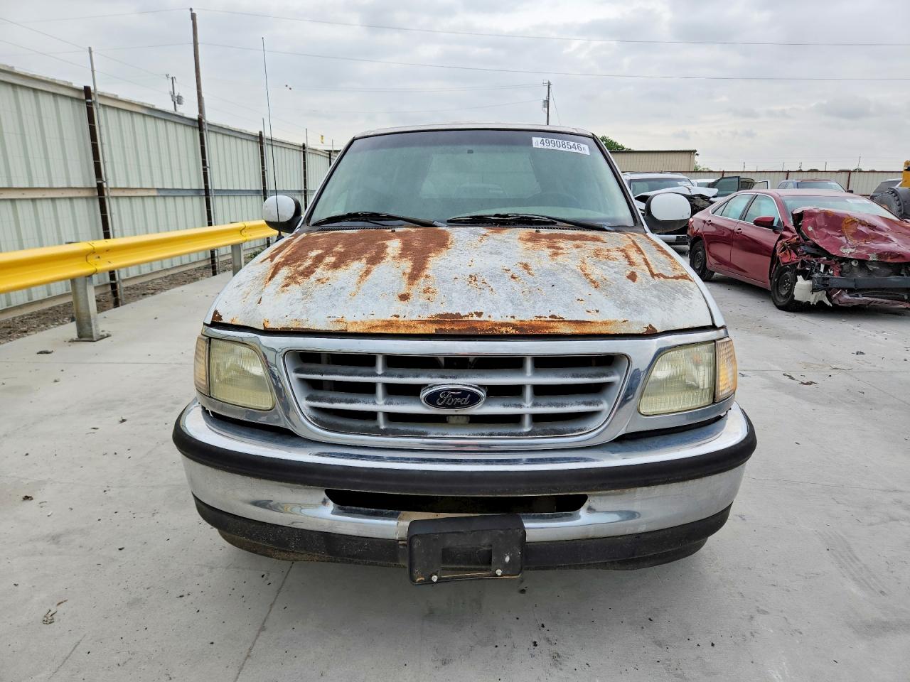 1999 Ford F150 White vin: 1FTRX17W9XKB78409
