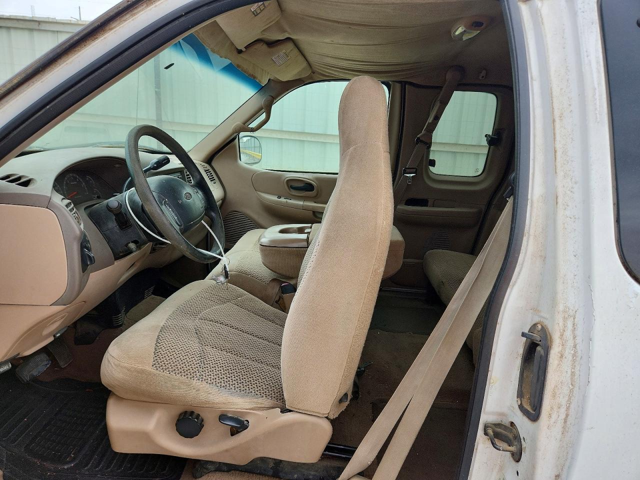 1999 Ford F150 White vin: 1FTRX17W9XKB78409