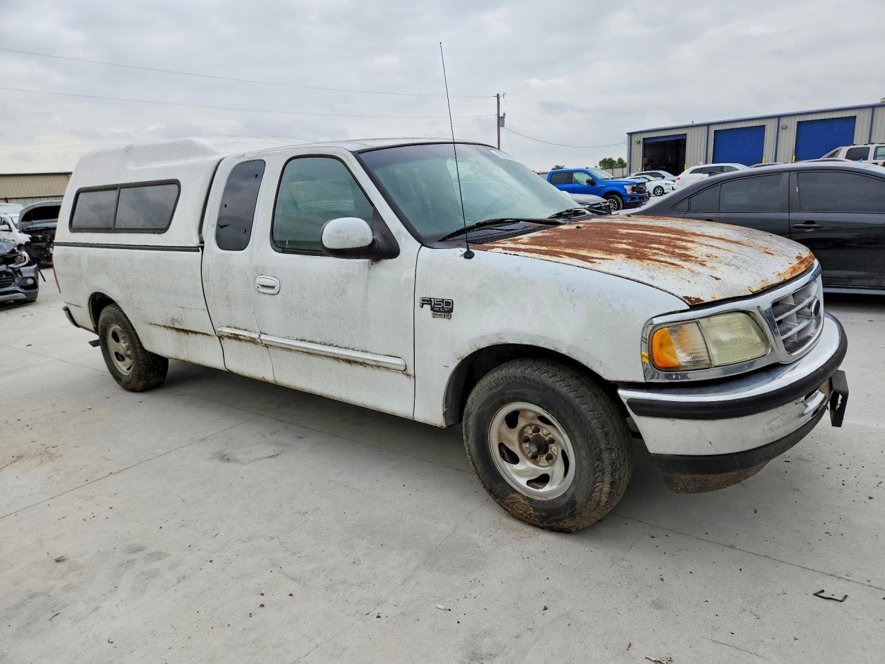 1999 Ford F150 White vin: 1FTRX17W9XKB78409