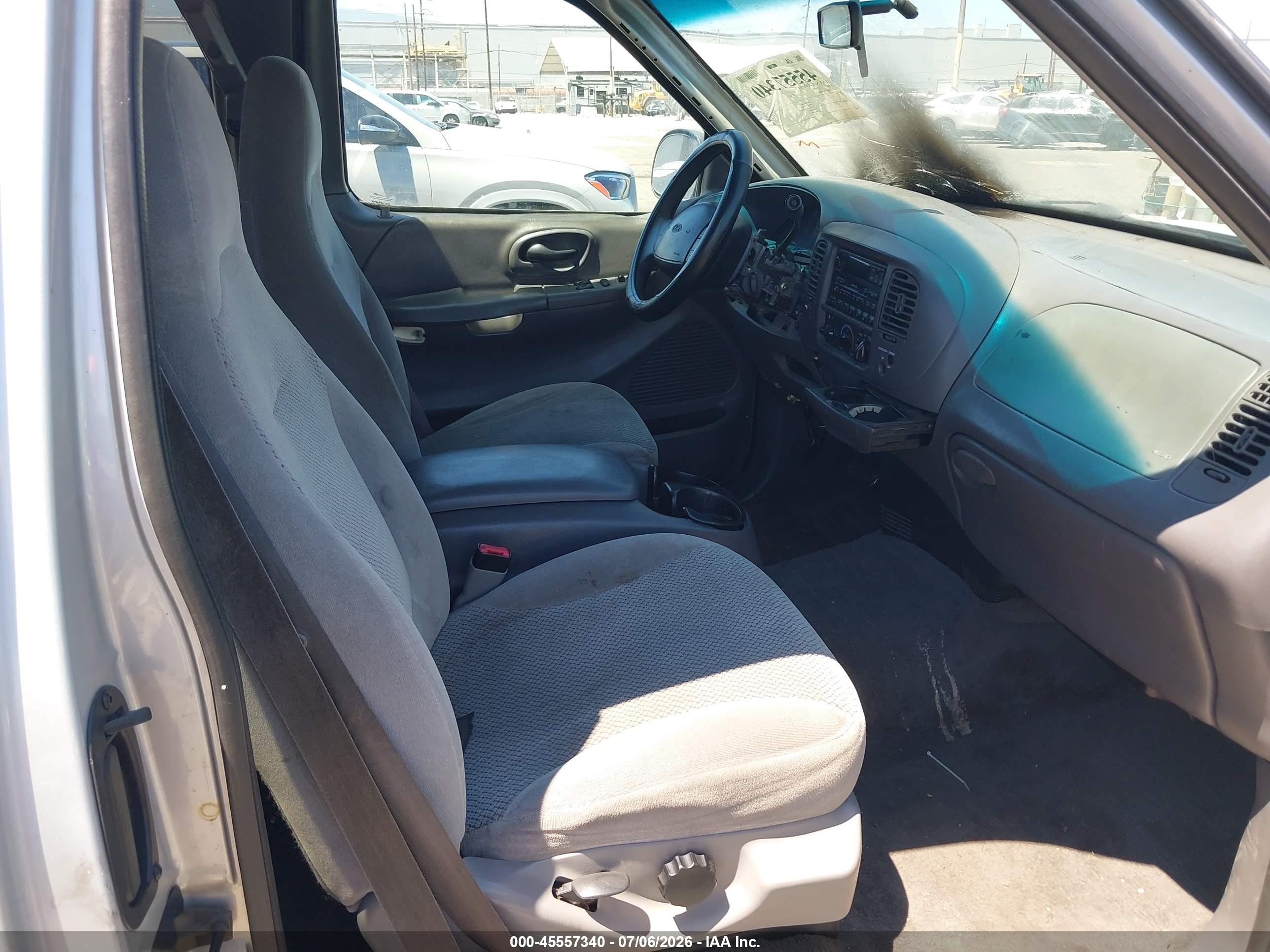 1999 Ford F-150 Lariat/work Series/xl/xlt Silver vin: 1FTRX17W9XKC17953