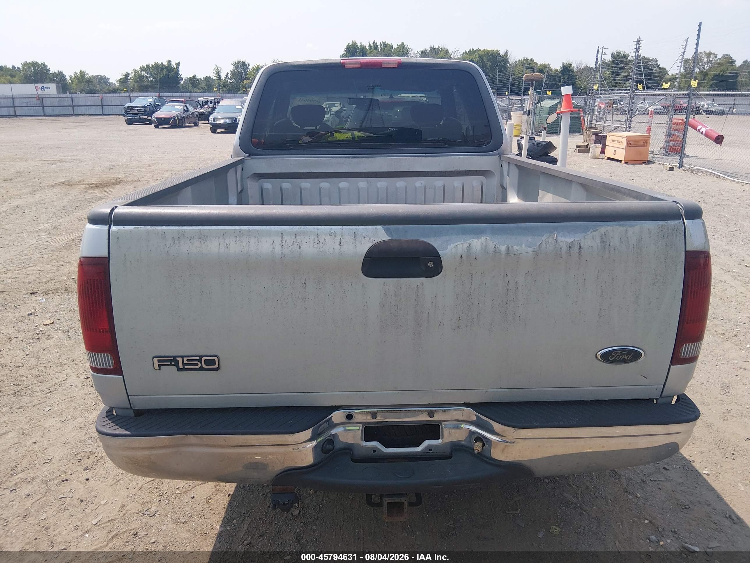 2002 Ford F-150 Lariat/xl/xlt Серебряный vin: 1FTRX17WX2NA44824