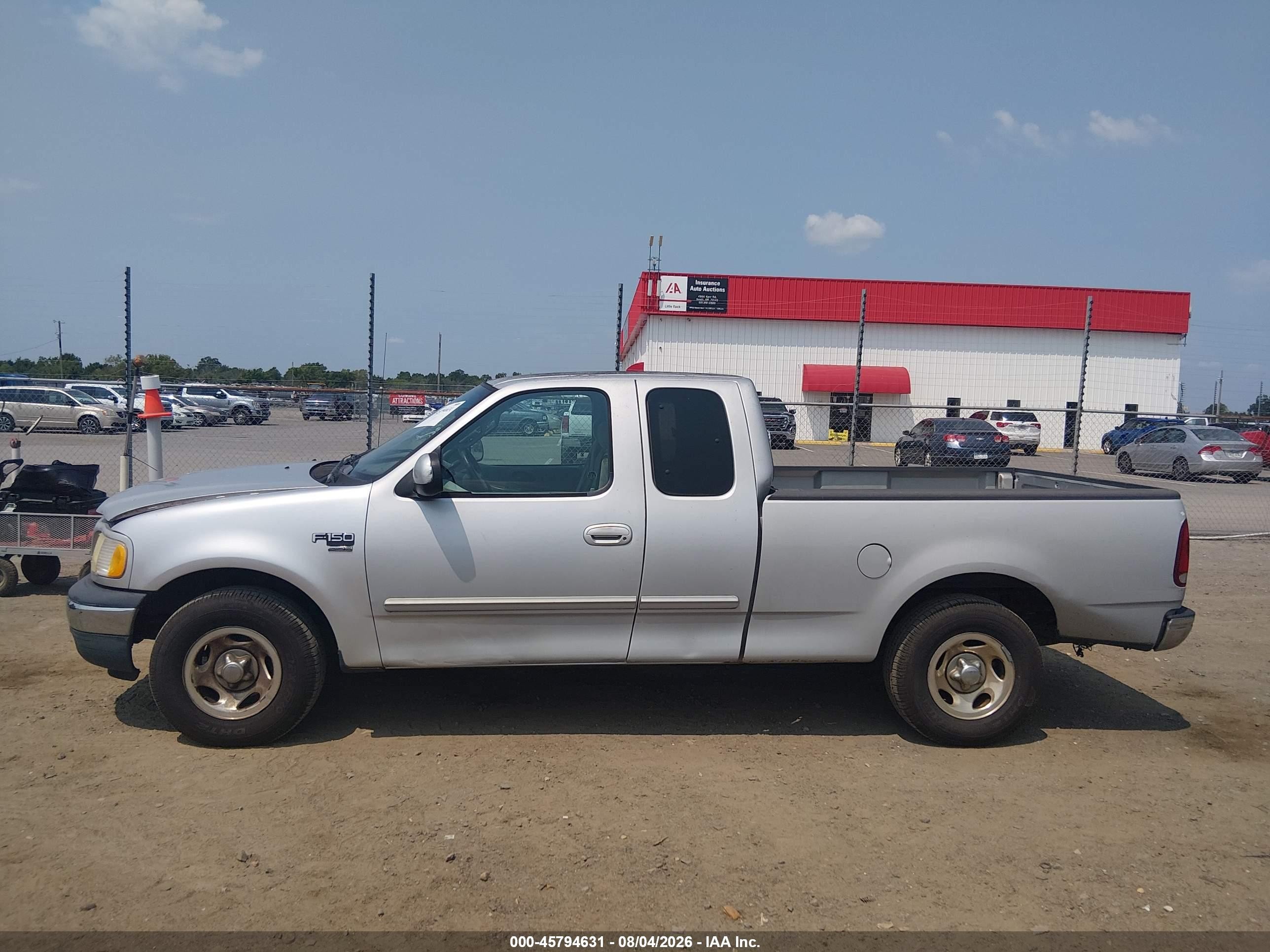 2002 Ford F-150 Lariat/xl/xlt Серебряный vin: 1FTRX17WX2NA44824