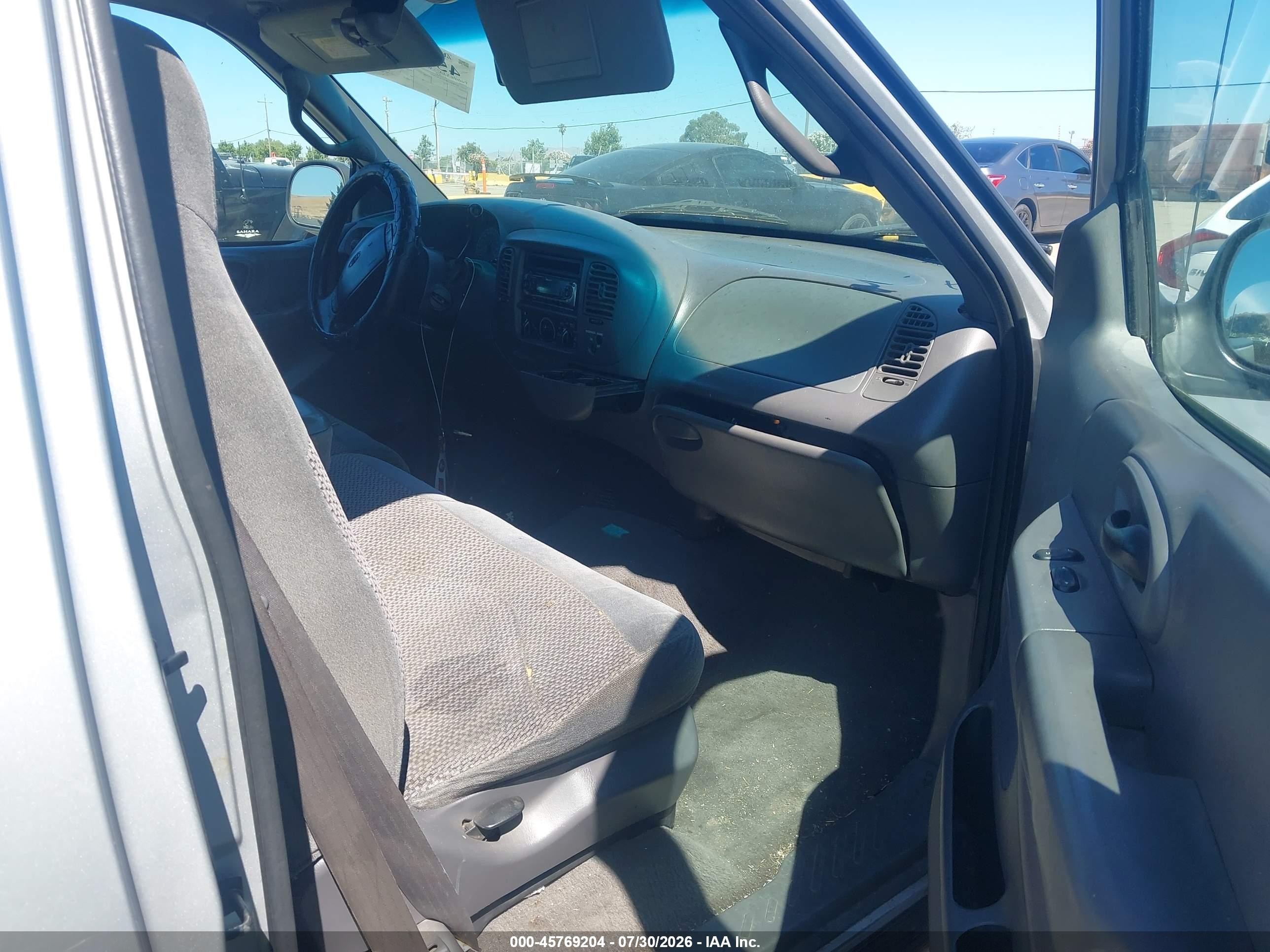 2000 Ford F-150 Lariat/work Series/xl/xlt Gray vin: 1FTRX17WXYKA29055