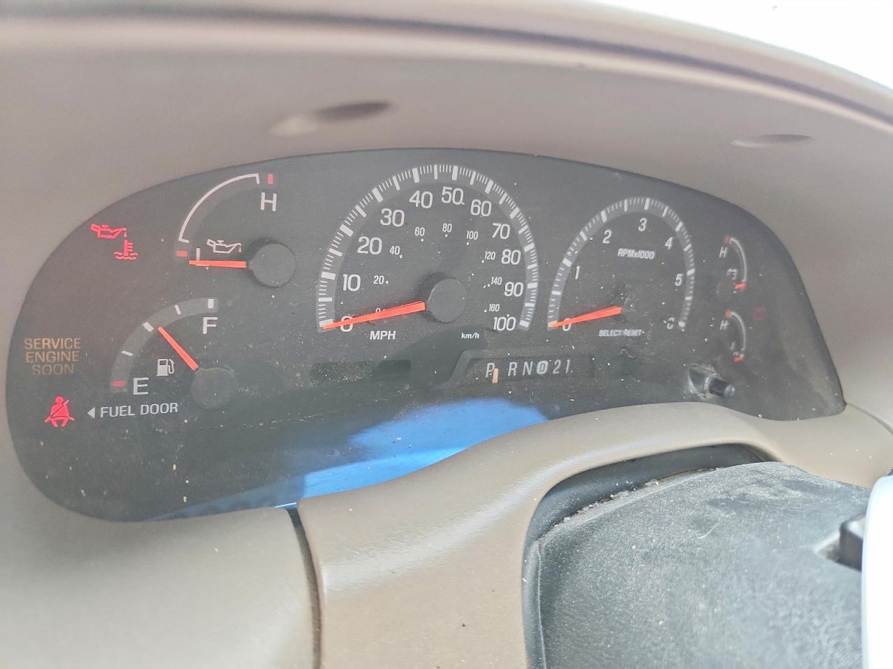 2000 Ford F150 Белый vin: 1FTRX17WXYKA51623